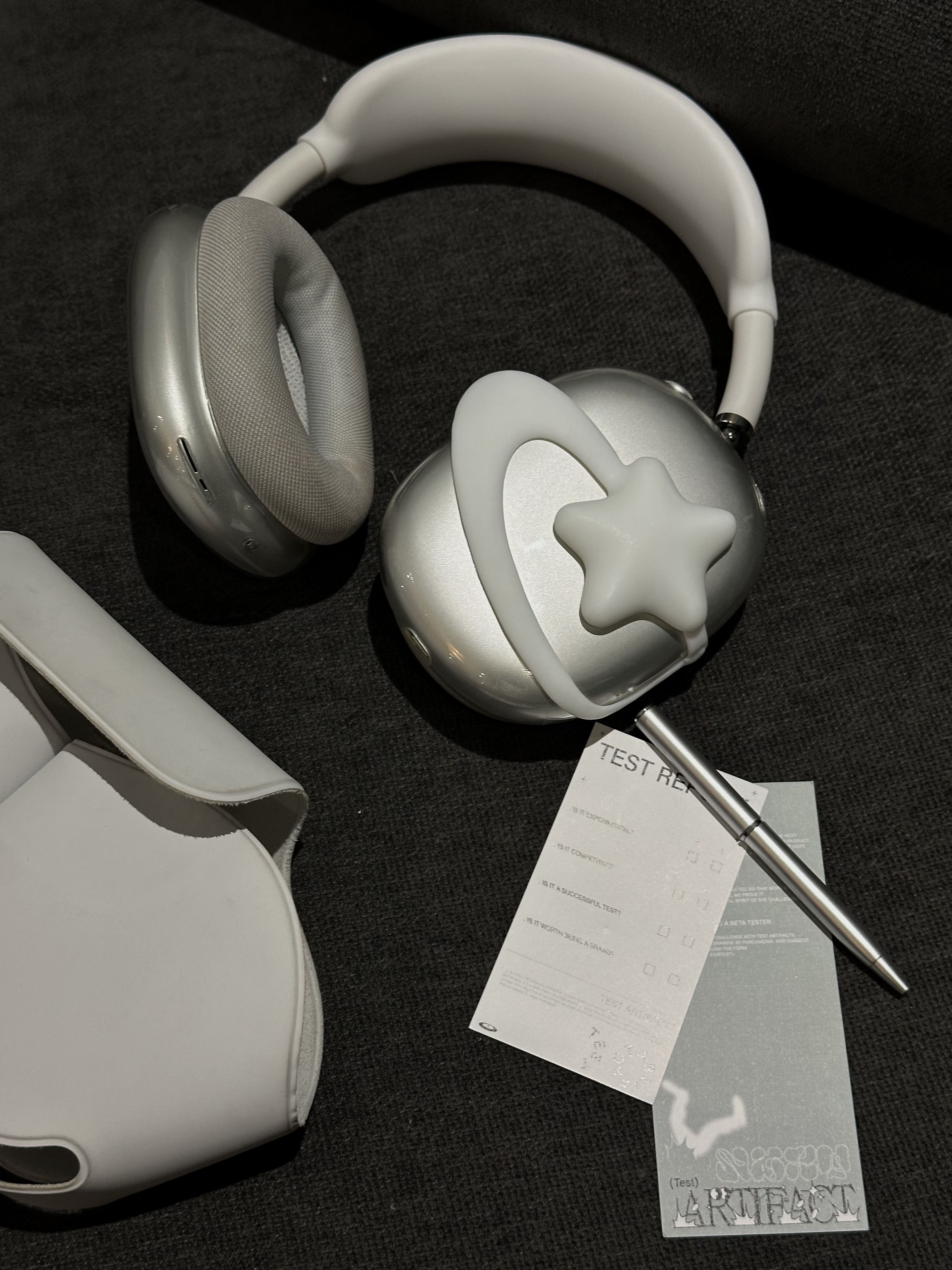 Test Artifact Era Max 003 White, Apple AirPods Max Lightning Silver (Korean Ver.) 착용 스타일 - 6