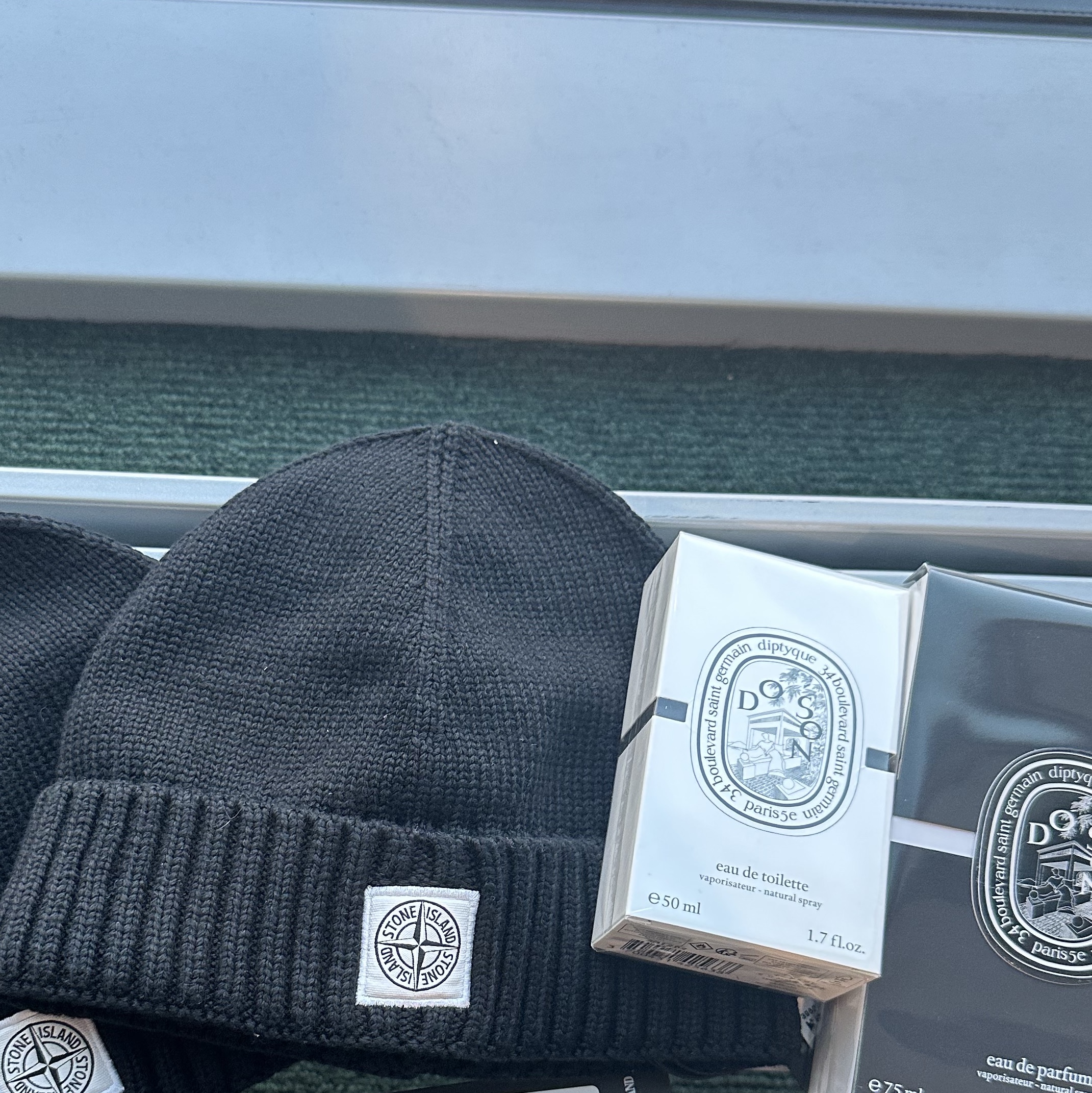 (Kids) Stone Island N04A9 Beanie Black - 22FW 착용 스타일