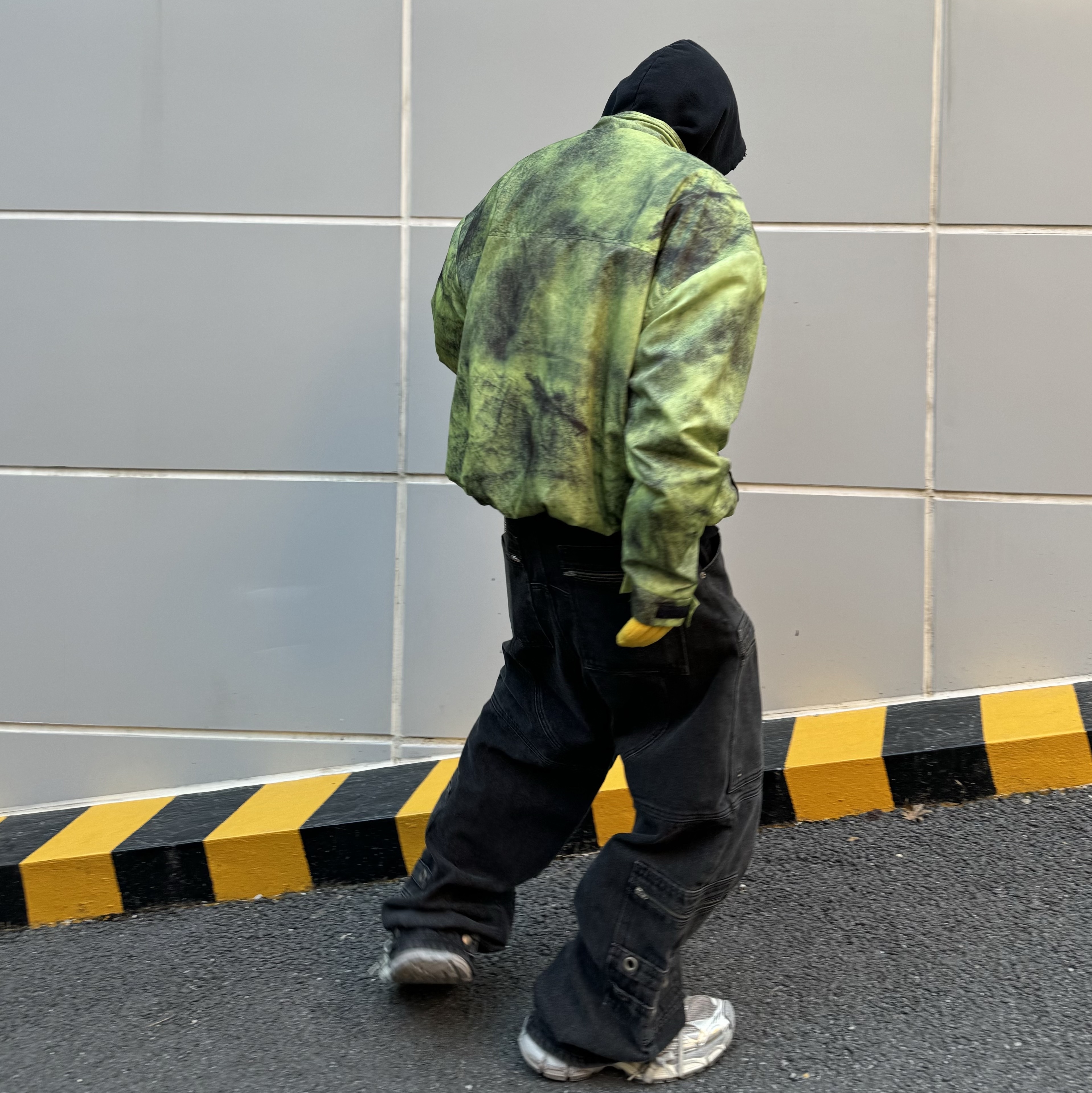 Project G/R Flight Denim Pants Black, Balenciaga 3XL Sneakers Light Beige 착용 스타일 - 4