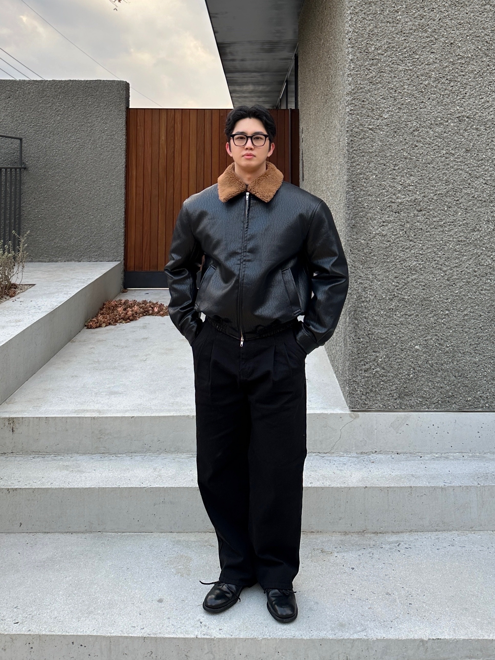 Guidi 992X Horse Full Grain Leather Derby Black 착용 스타일 - 1
