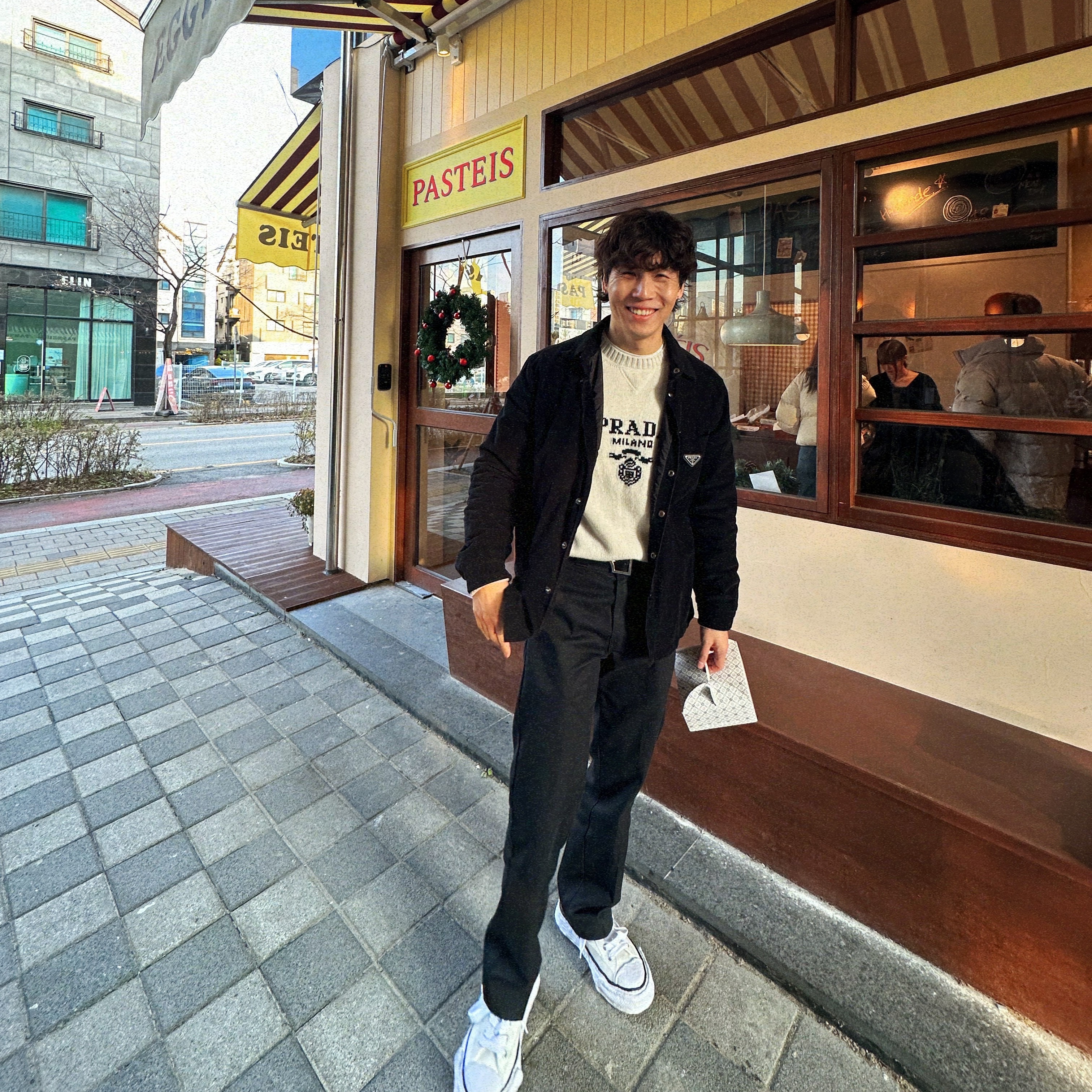 Maison Mihara Yasuhiro Peterson23 OG Sole Canvas Low-top Sneakers White 착용 스타일 - 1