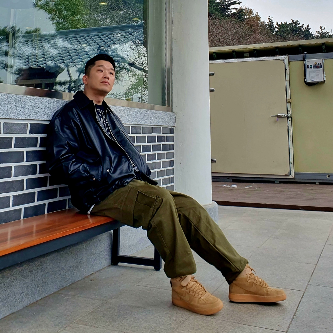 Nike Air Force 1 High Flax 착용 스타일 - 3