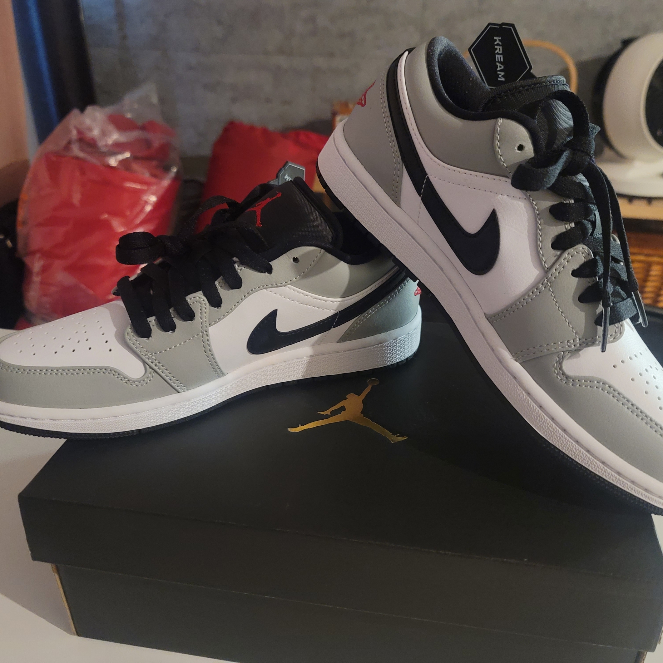 Jordan 1 Low Light Smoke Grey 착용 스타일 - 3