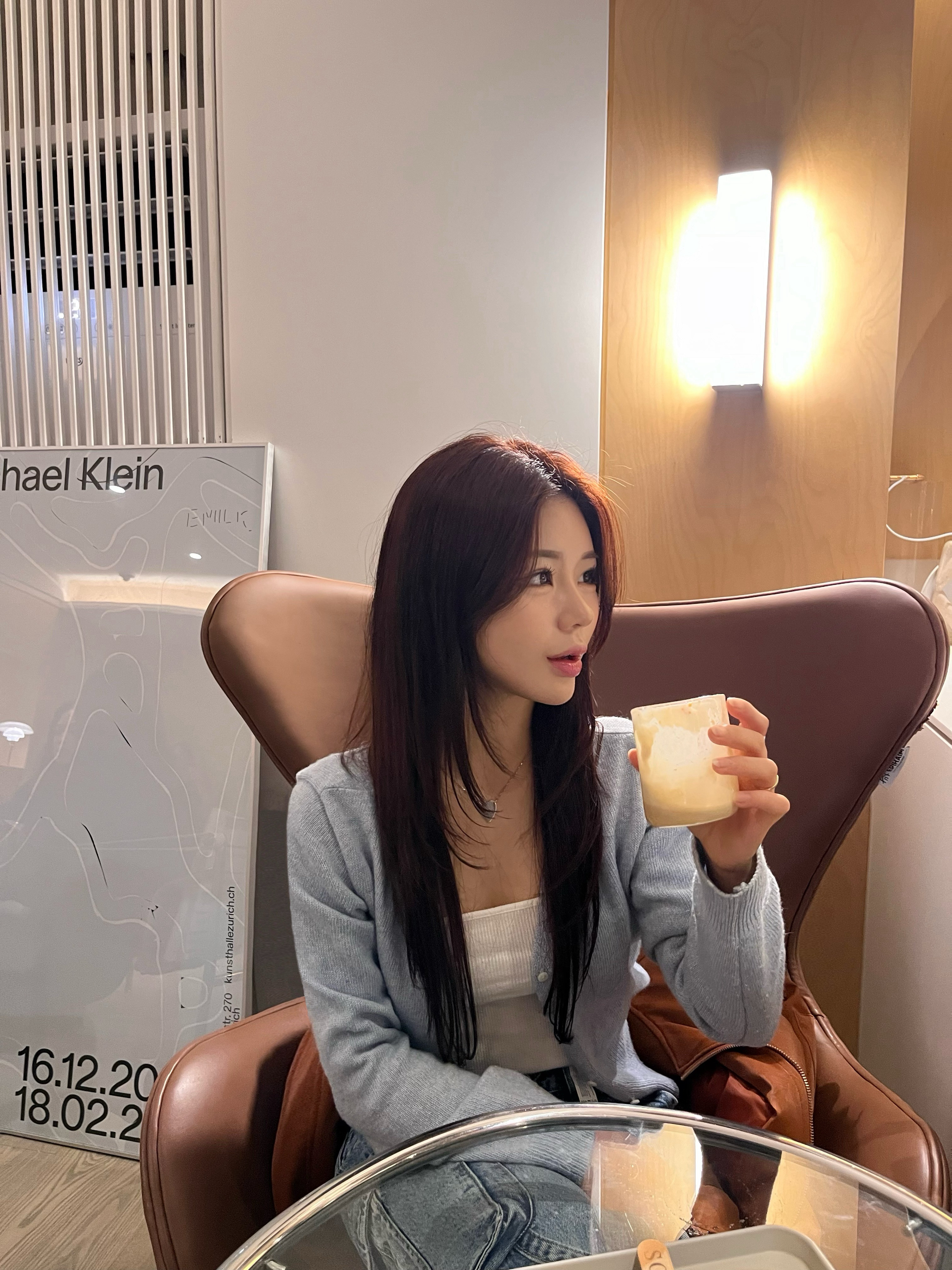 (W) UGG Classic Ultra Mini Boots Chestnut, Gucci Trademark Heart Pendant Necklace Silver 착용 스타일 - 2