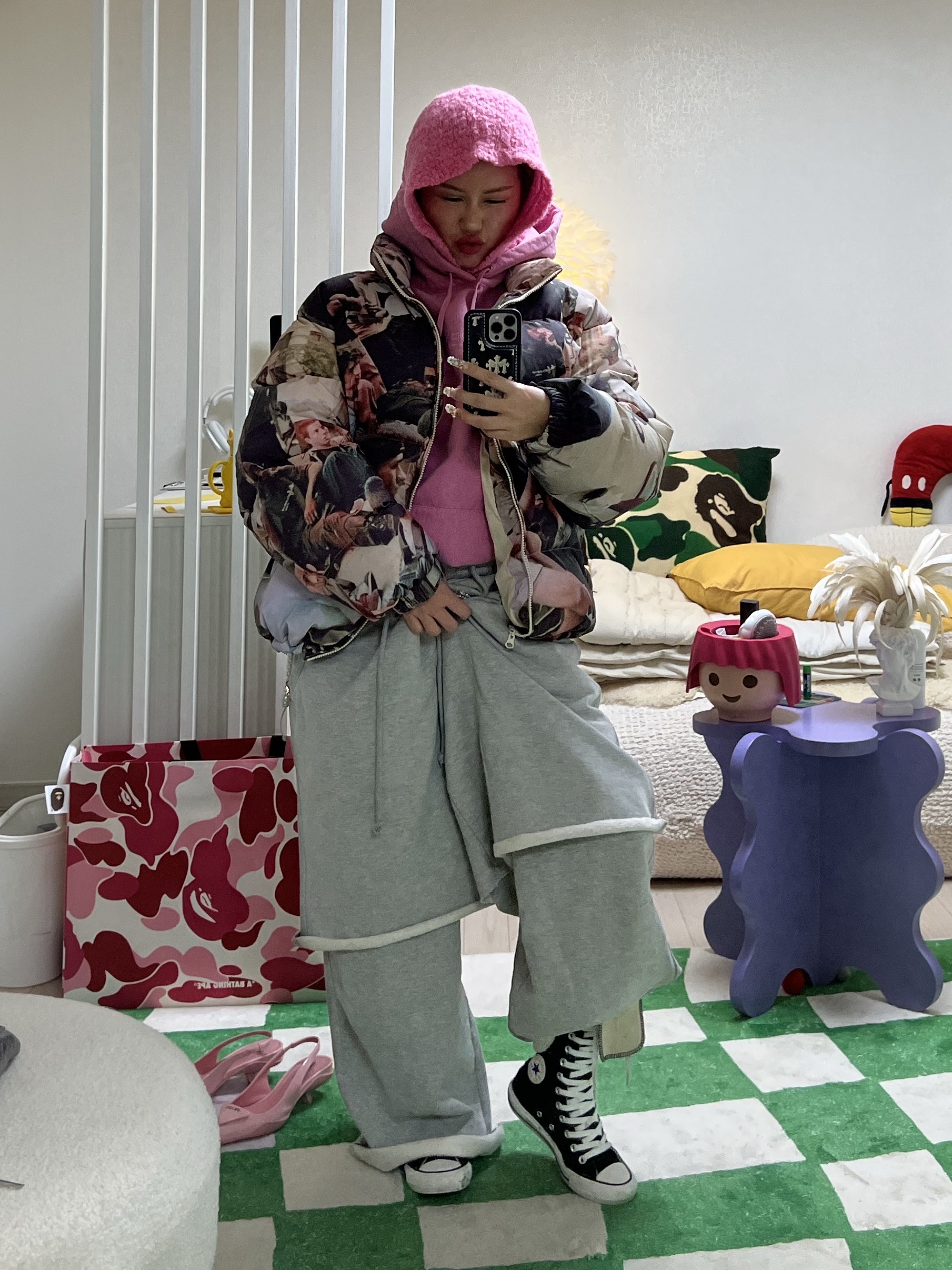 Adidas Yeezy NSLTD Boot Khaki, Supreme Lafayette Reflective Down Jacket Multicolor - 21FW 착용 스타일 - 8