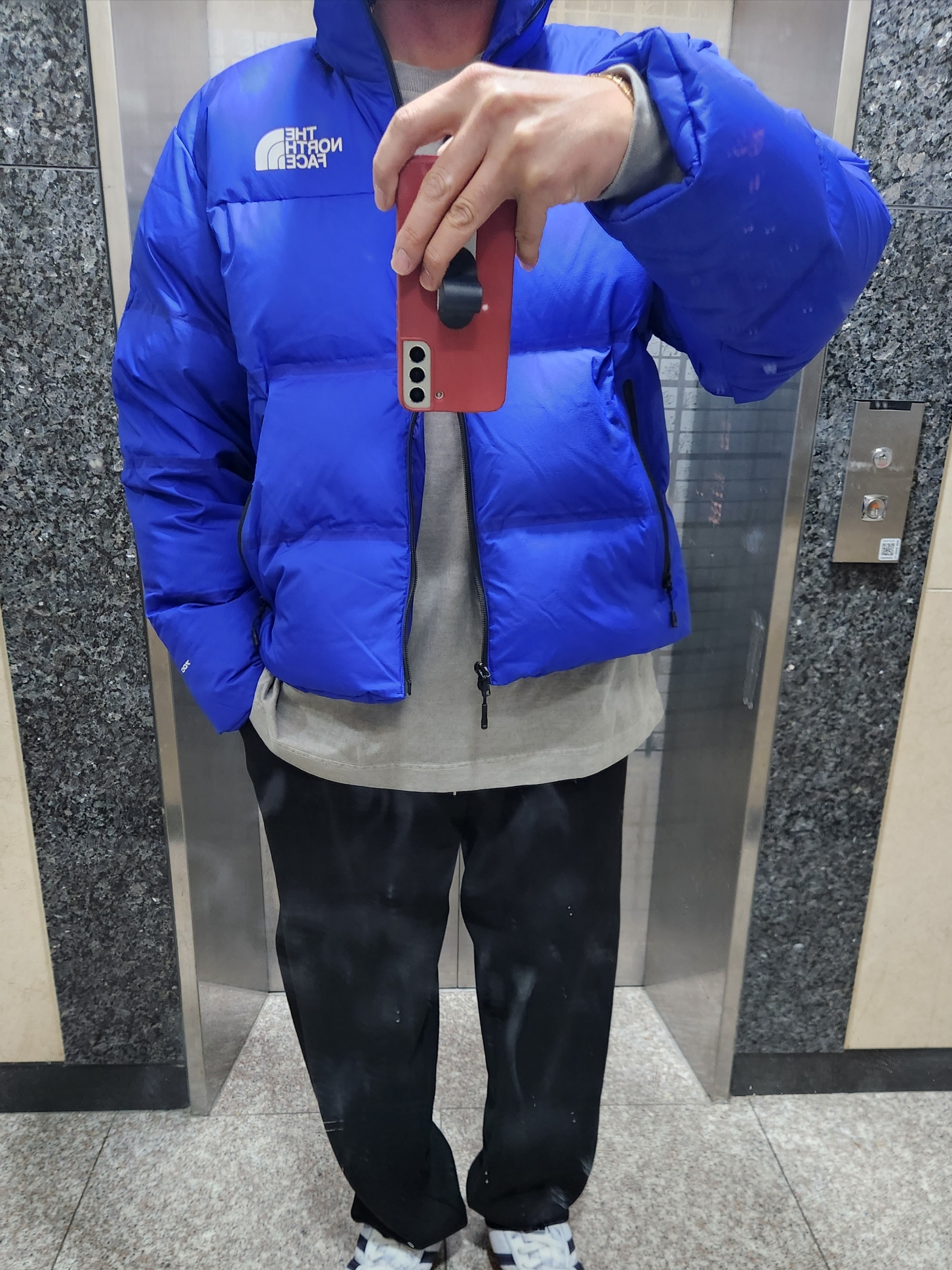 The North Face RMST Nuptse Jacket Lapis Blue 착용 스타일 - 1