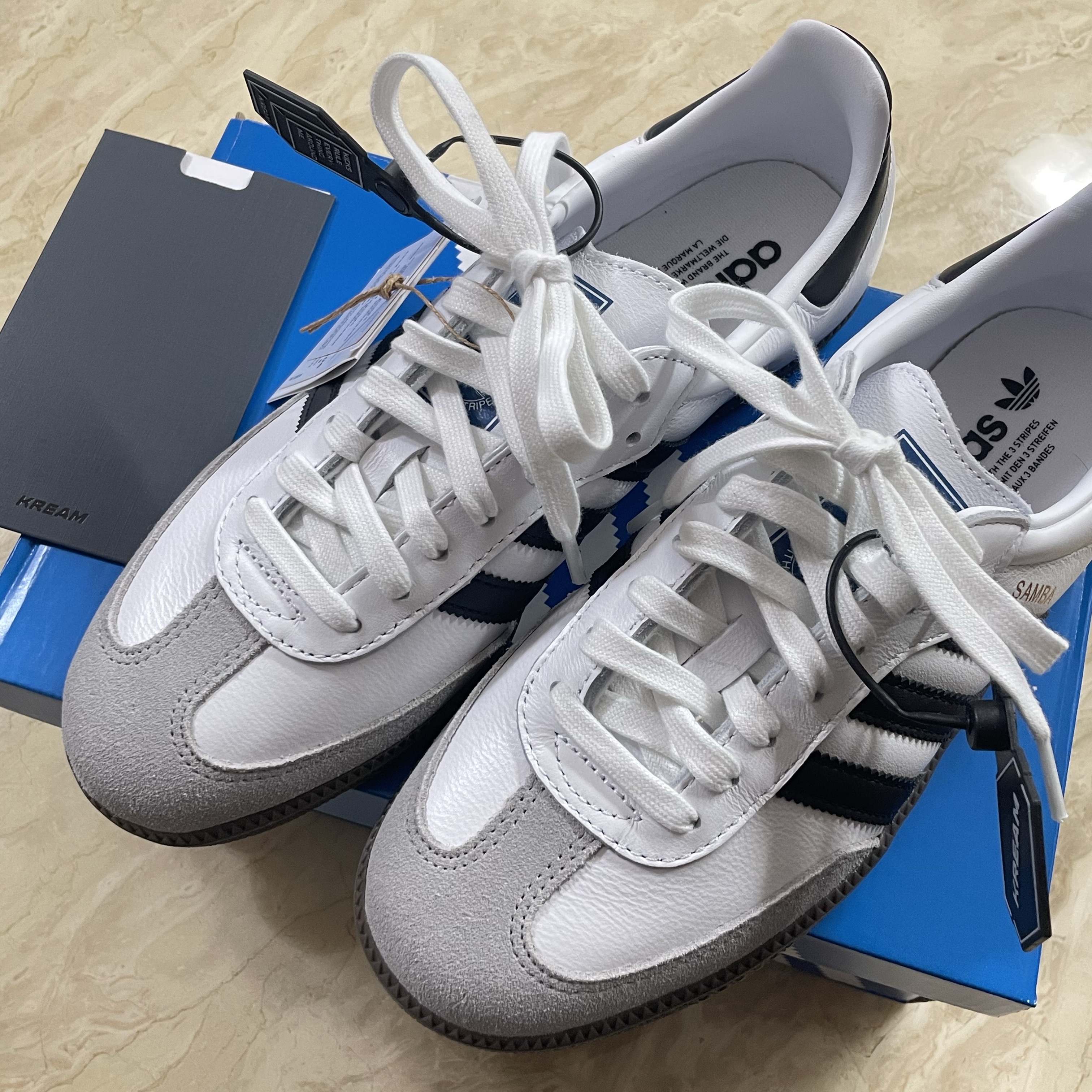 Adidas Samba OG Cloud White 착용 스타일