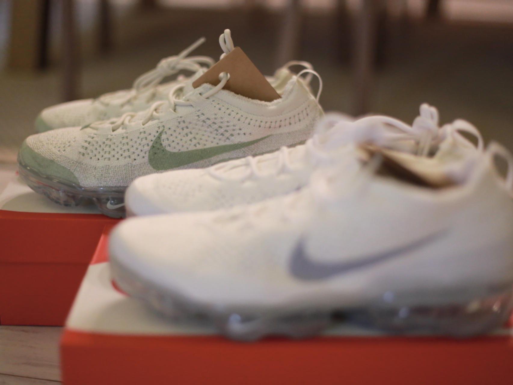 Nike Air Vapormax 2023 Flyknit Honeydew Sea Glass, (W) Nike Air Vapormax 2023 Flyknit White 착용 스타일 - 5