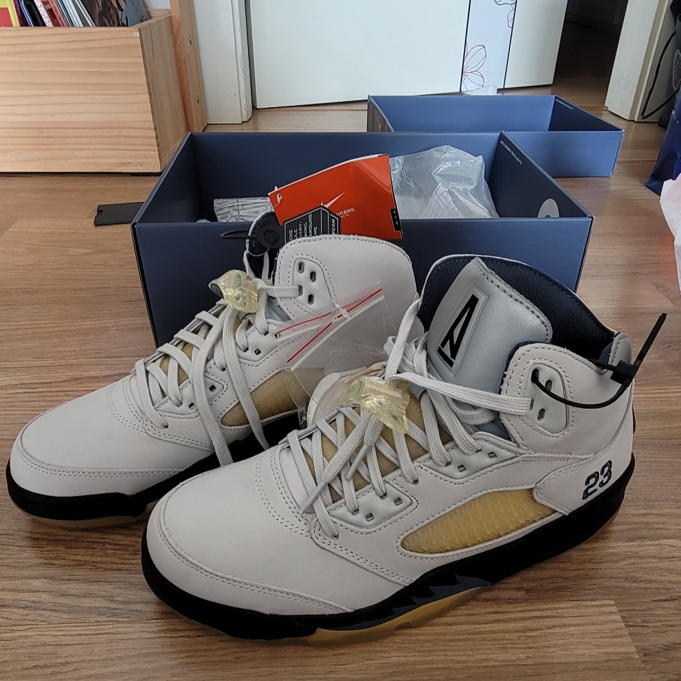 (W) Jordan 5 x A Ma Maniere Retro Dawn 착용 스타일