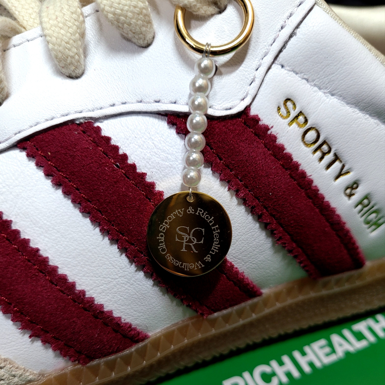 Adidas x Sporty & Rich Samba OG Cloud White Collegiate Burgundy 착용 스타일