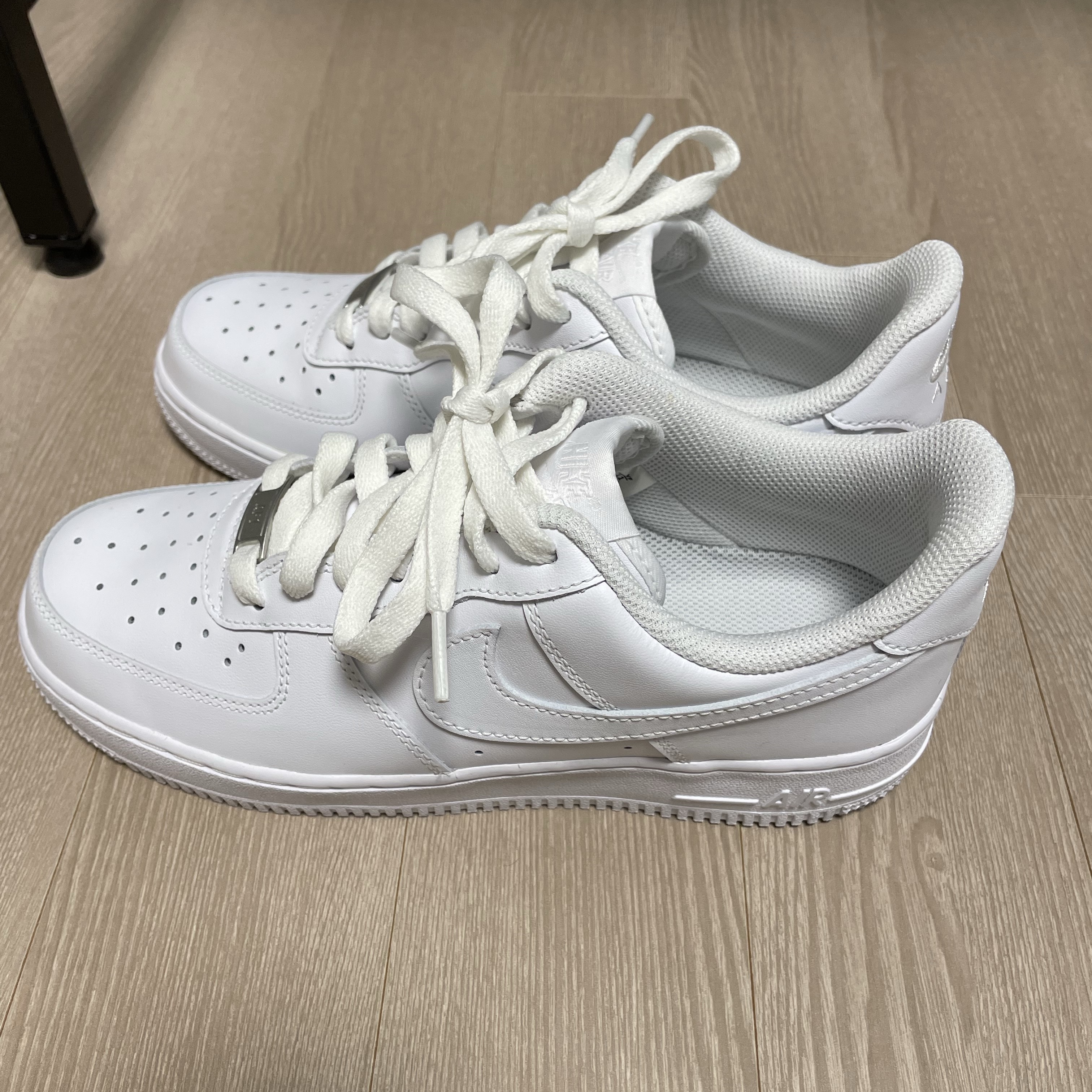 Nike Air Force 1 '07 Low White 착용 스타일 - 3