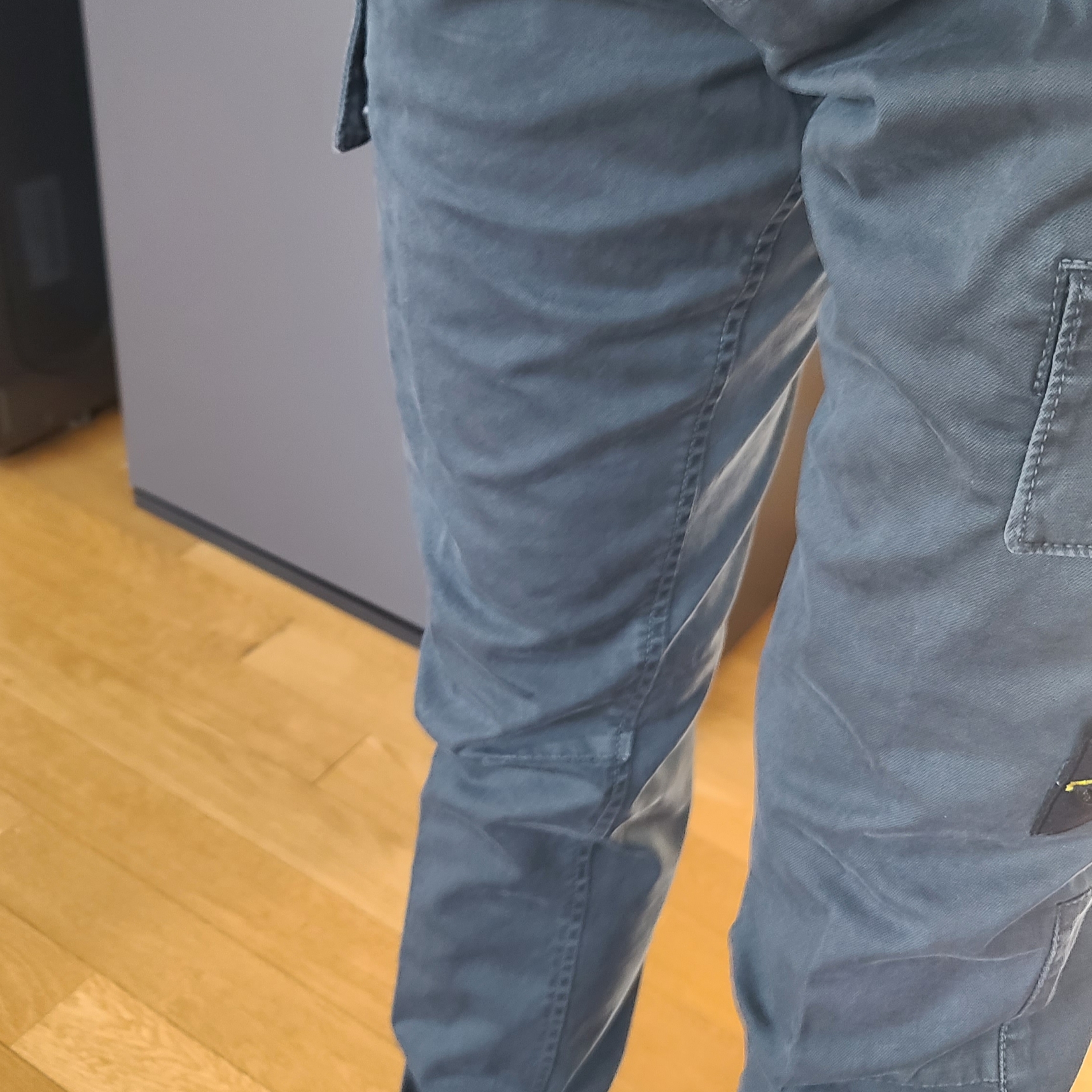 Stone Island 306L1 T.CO+OLD Stretch Broken Twill Cotton Cargo Trousers Steel Grey - 22FW 착용 스타일 - 3