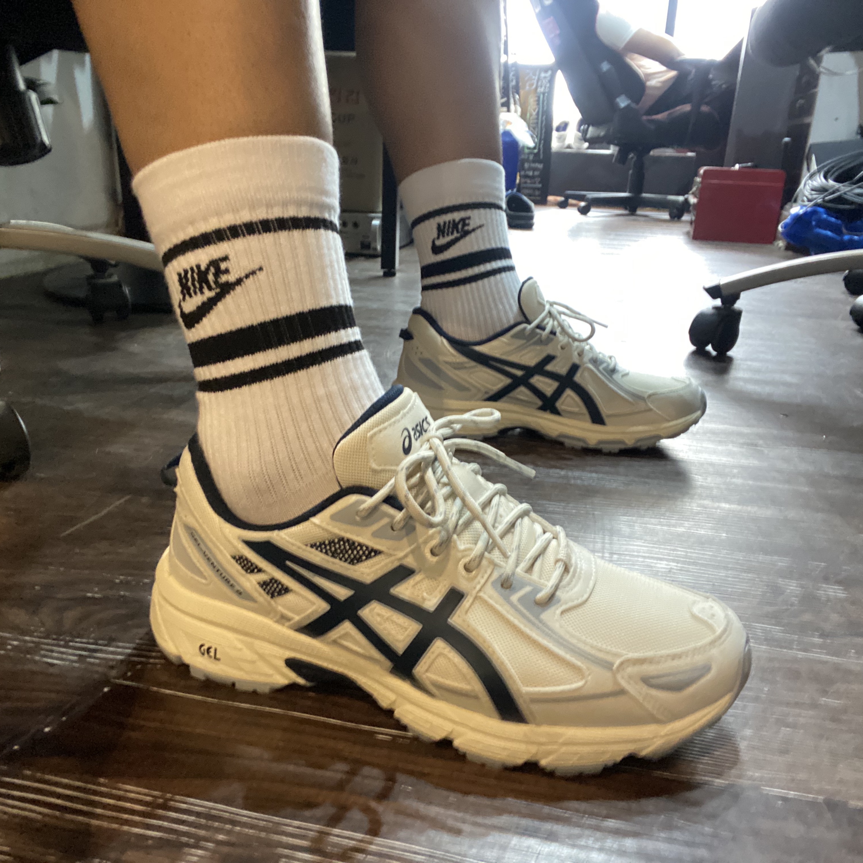 Asics Gel-Venture 6 SPS Birch French Blue 착용 스타일