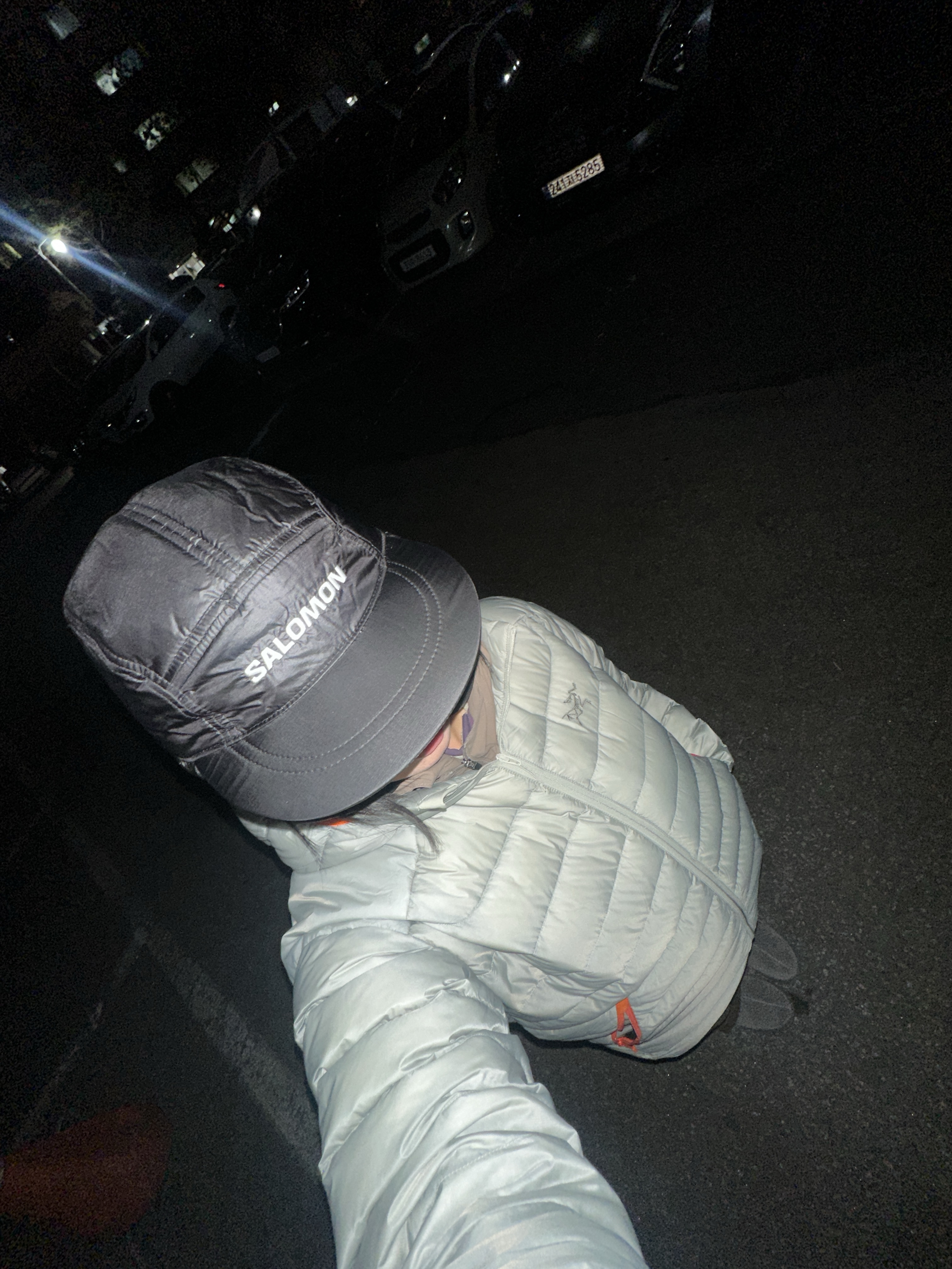 Arc'teryx Cerium Hoody Habitat, Salomon Thermo Trapper Hat Black 착용 스타일 - 2