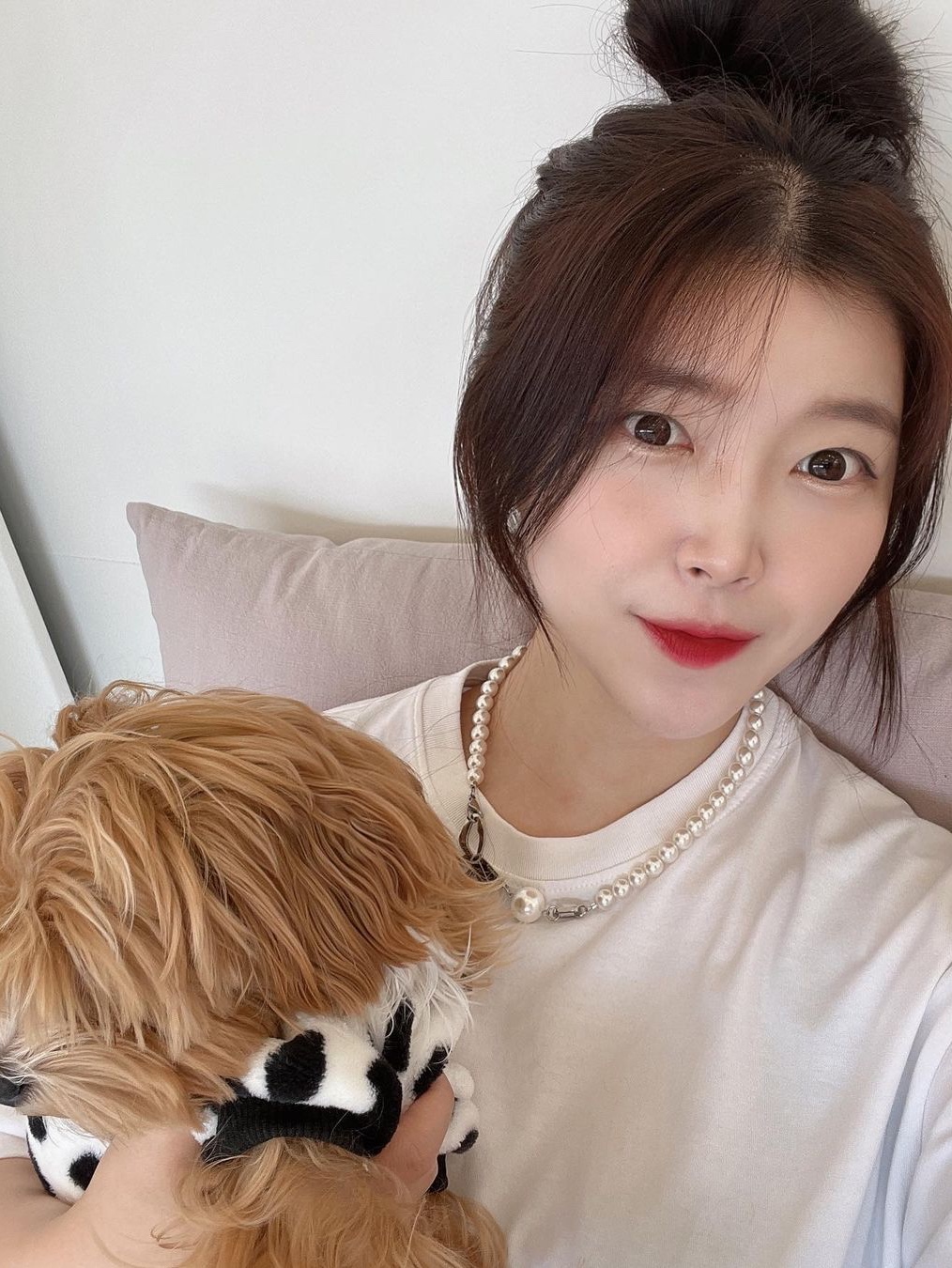 Sentiments No.437 Pearl Ribbon Necklace Silver 착용 스타일 - 1