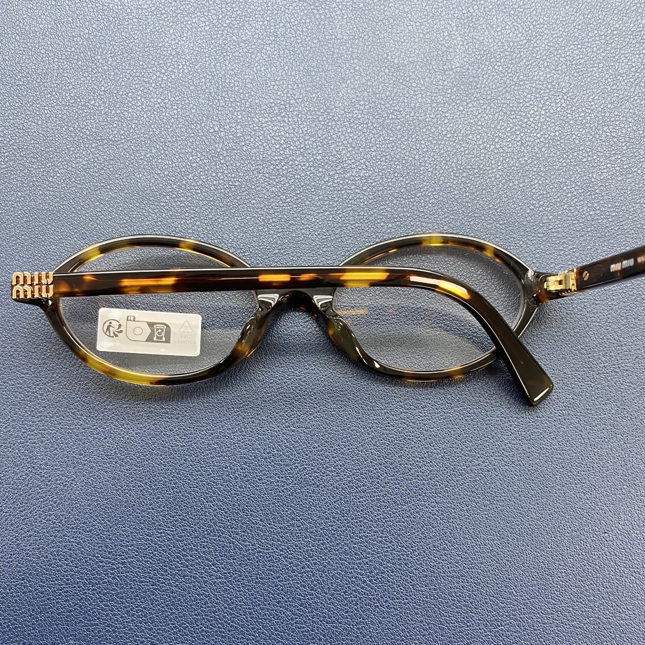 (W) Miu Miu Regard sunglasses Blue Lenses Honey Tortoiseshell Acetate Alternative fit 착용 스타일 - 1