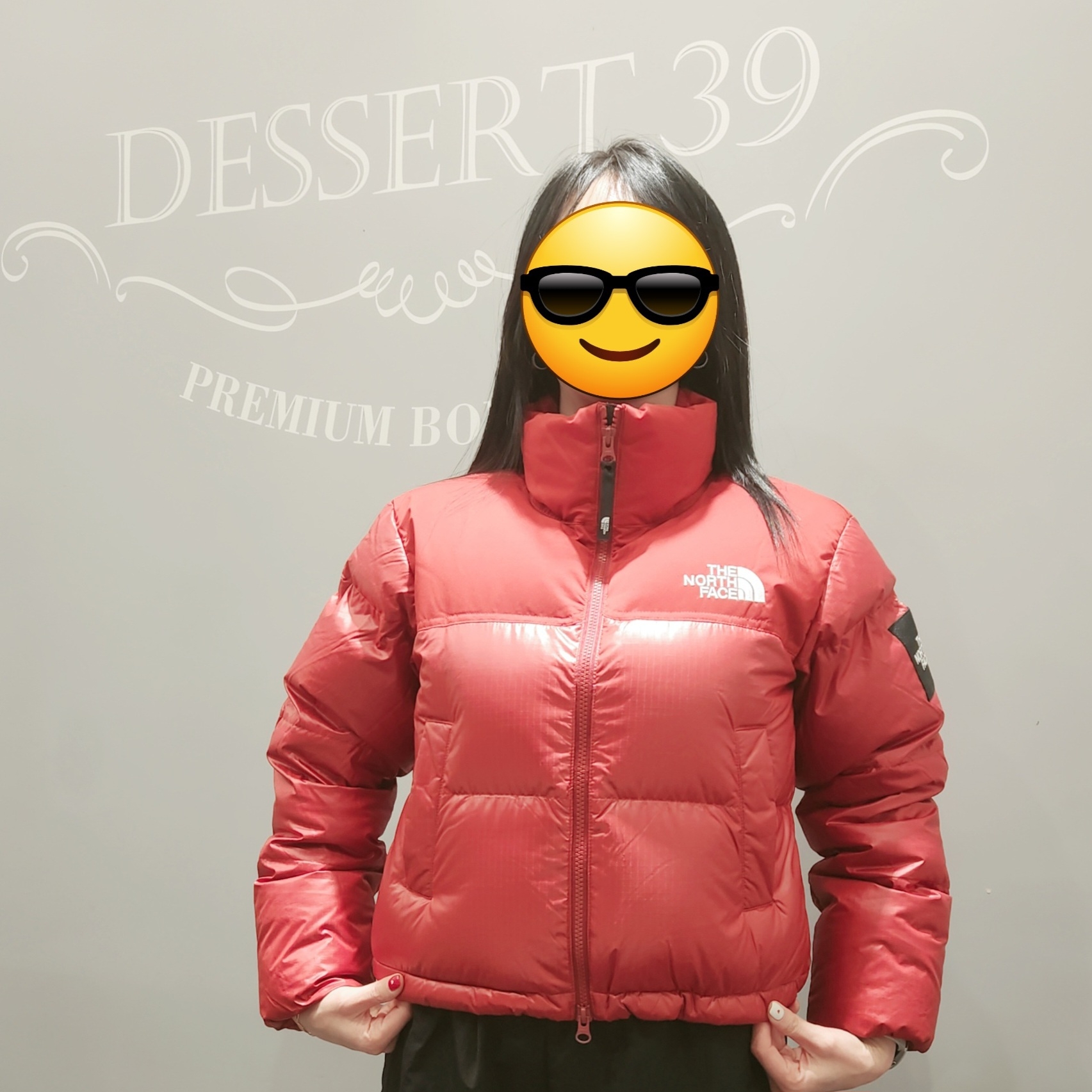 (W) The North Face White Label Novelty Nuptse Down Jacket Dark Red 착용 스타일 - 3