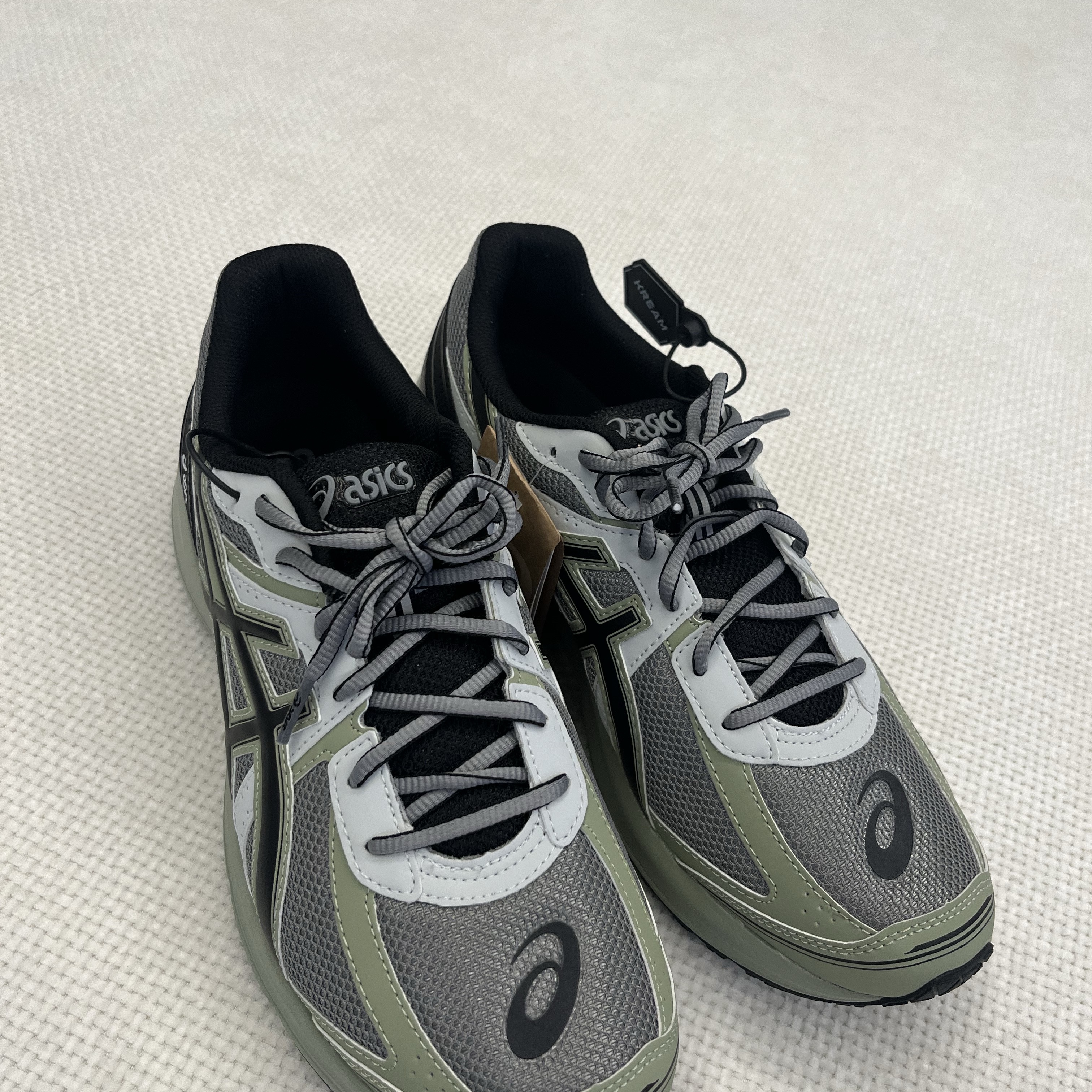 Asics Jog 100 S Sheet Rock - 2E Wide 착용 스타일