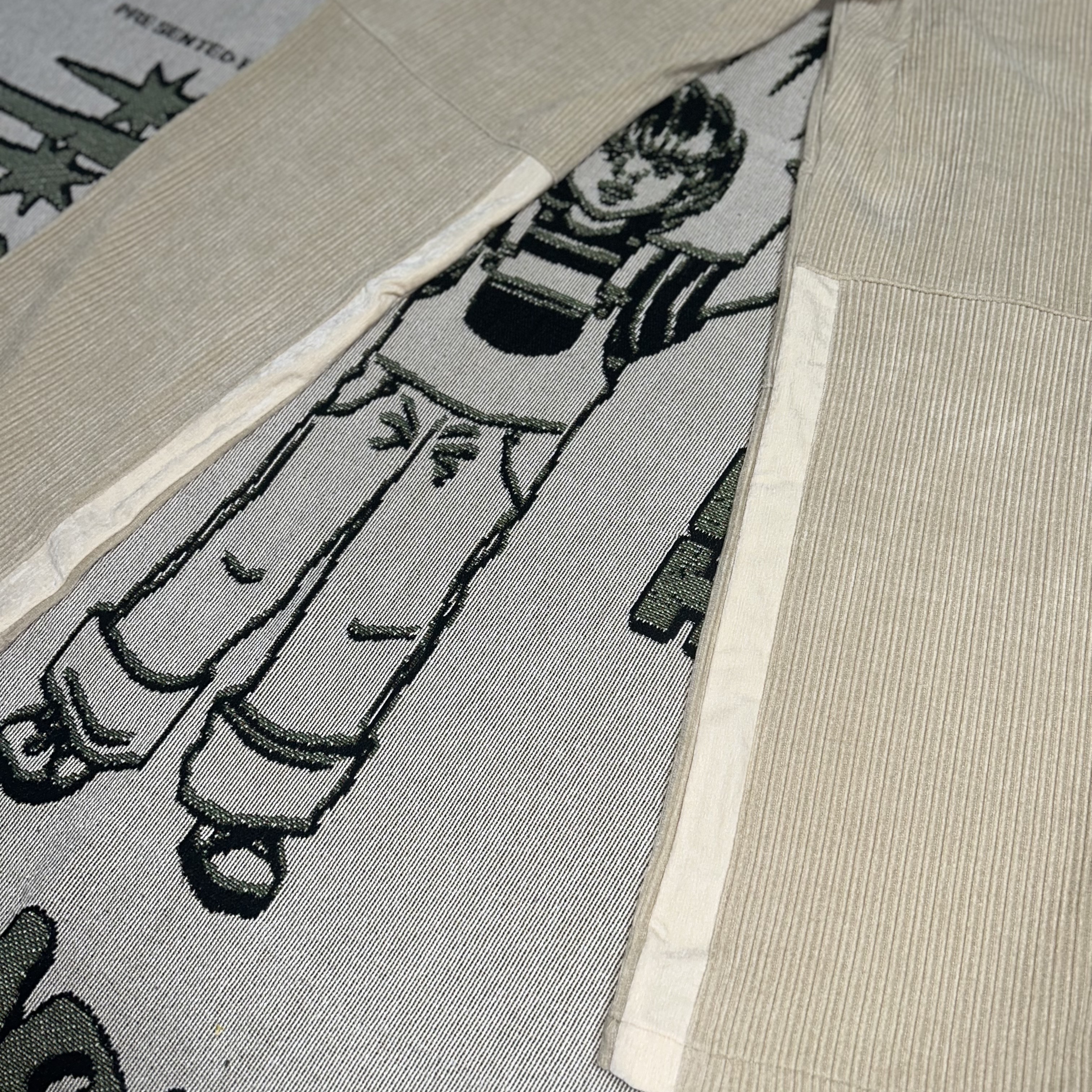 Xlim Ep.2 01 Trouser Ivory 착용 스타일 - 7