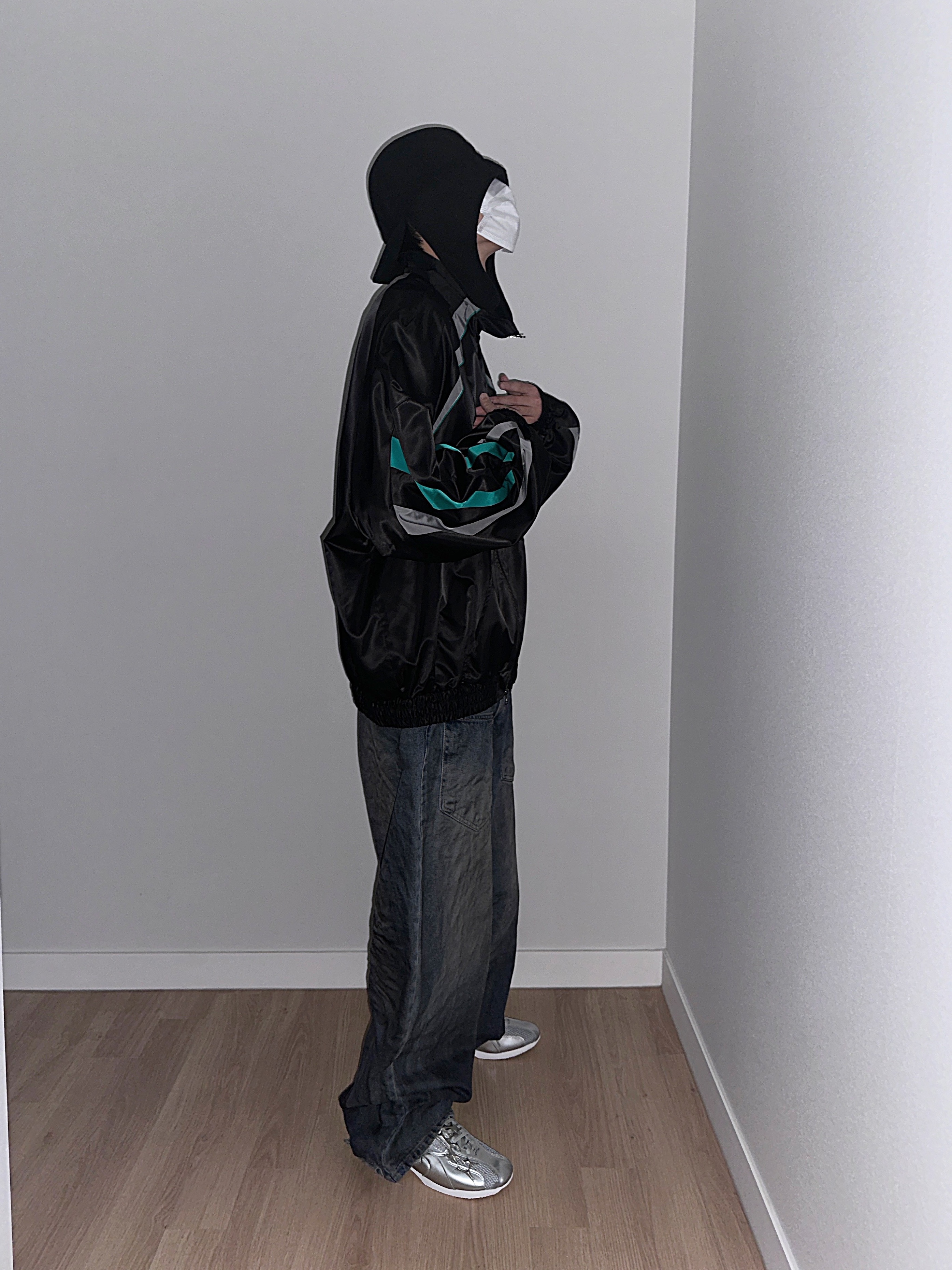 Test Artifact TASH Dubre 001 Steel, Project G/R Backward Denim Pants Blue 착용 스타일 - 3
