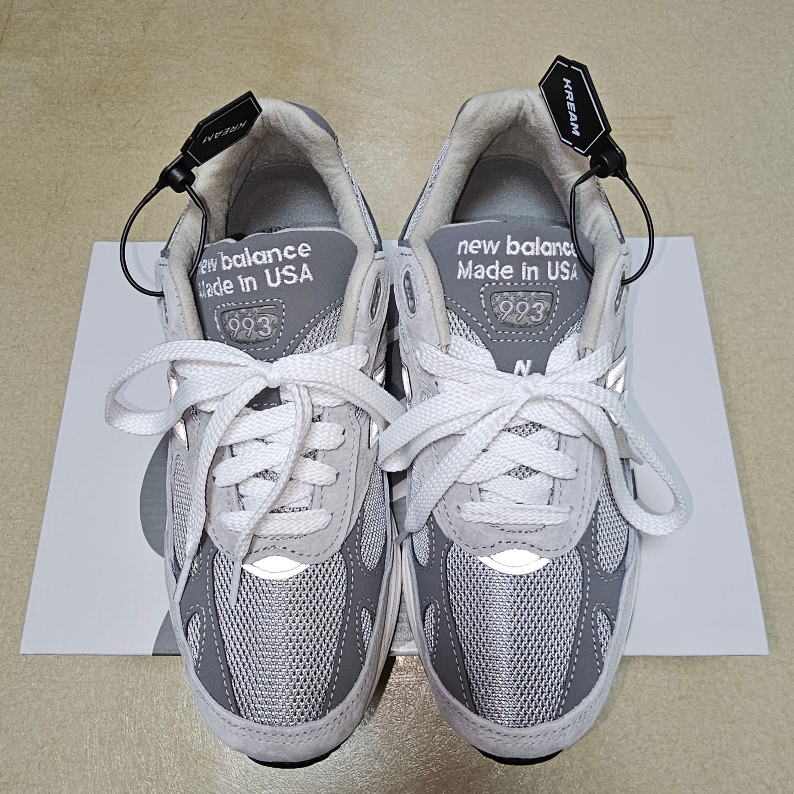 New Balance 993 Made in USA Grey - D Standard 착용 스타일