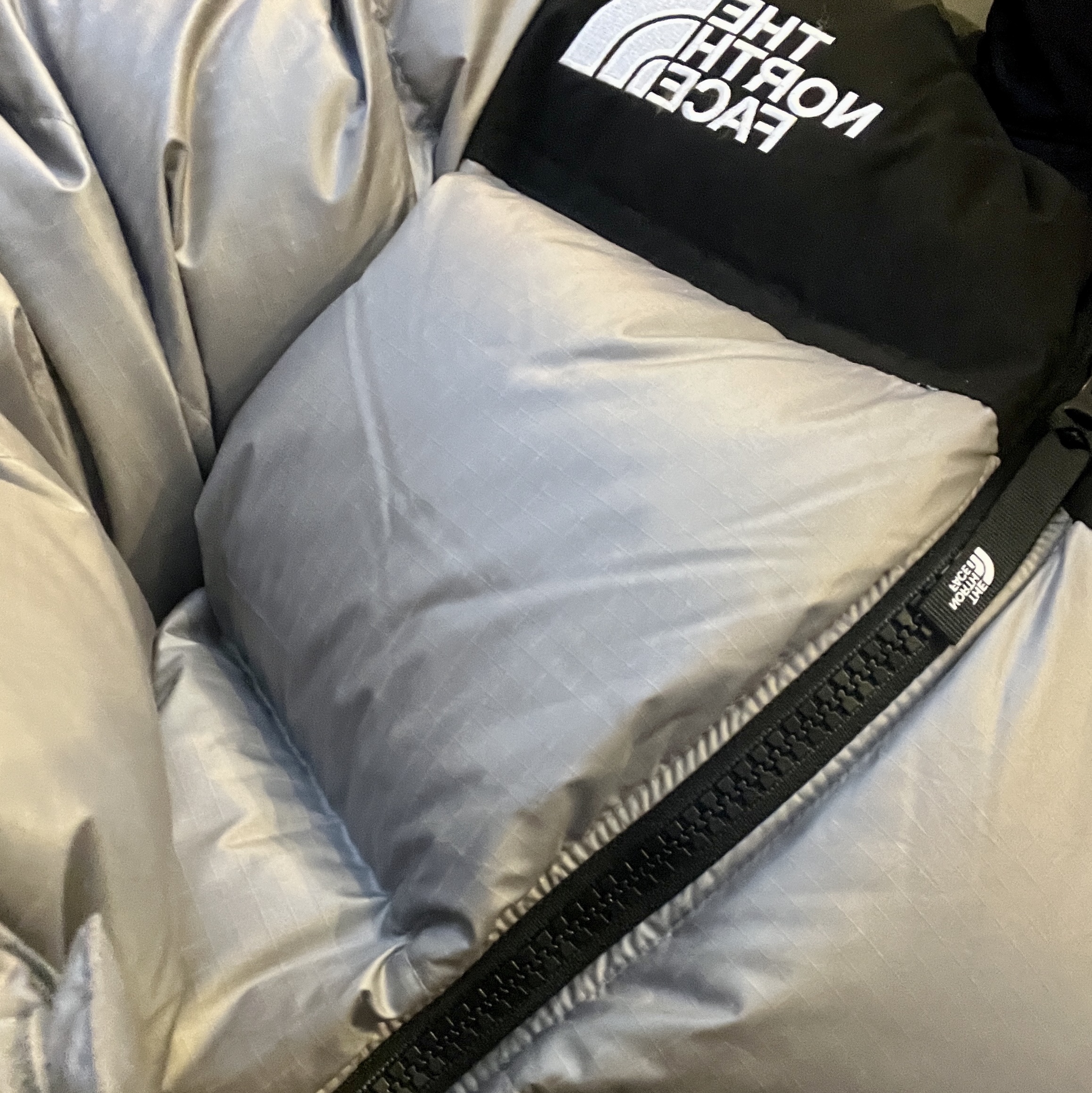 The North Face White Label Novelty Nuptse Down Jacket Heather Gray 착용 스타일