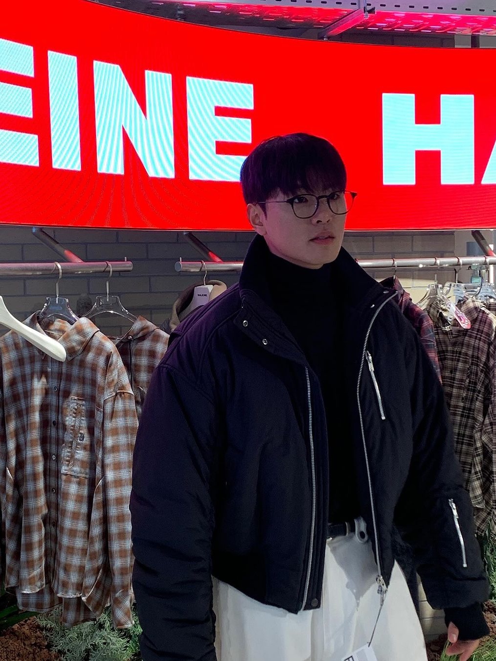Haleine Highneck Bomber Padding Black, Haleine Highneck Bomber Padding Khaki Beige 착용 스타일