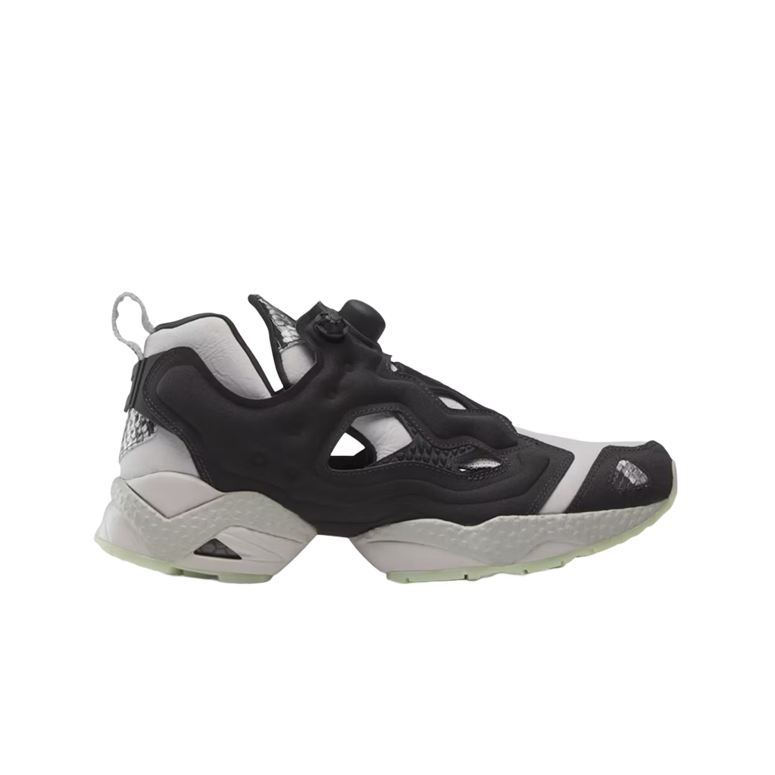 100201812 Reebok x Harry Potter Voldemort Instapump Fury 95 Night Black Zinc Grey Carbon