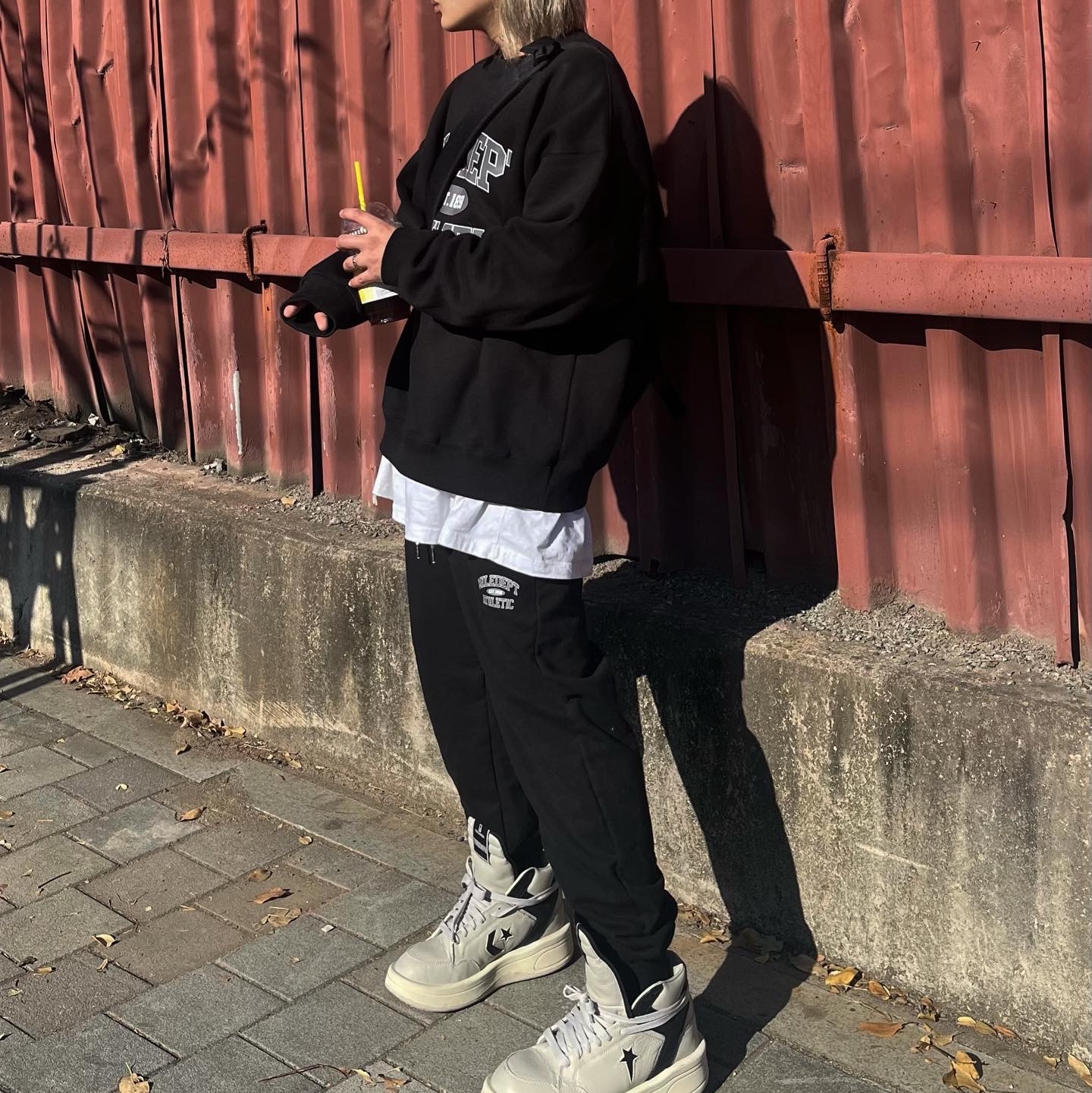Converse x Drkshdw Turbowpn Pelican 착용 스타일 - 2