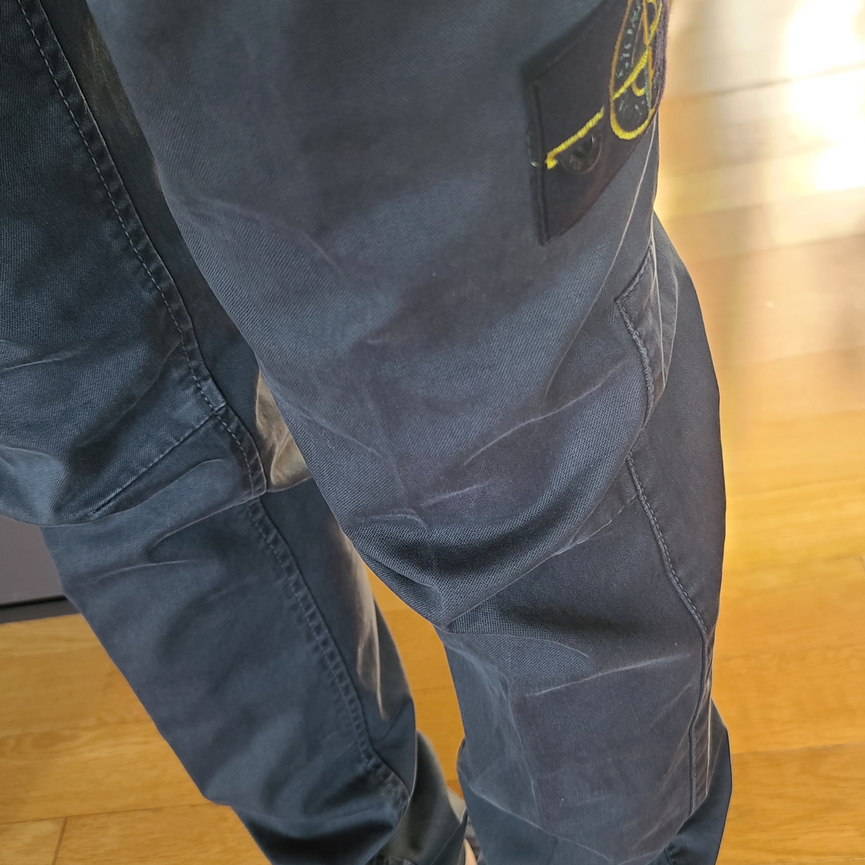 Stone Island 306L1 T.CO+OLD Stretch Broken Twill Cotton Cargo Trousers Steel Grey - 22FW 착용 스타일 - 1