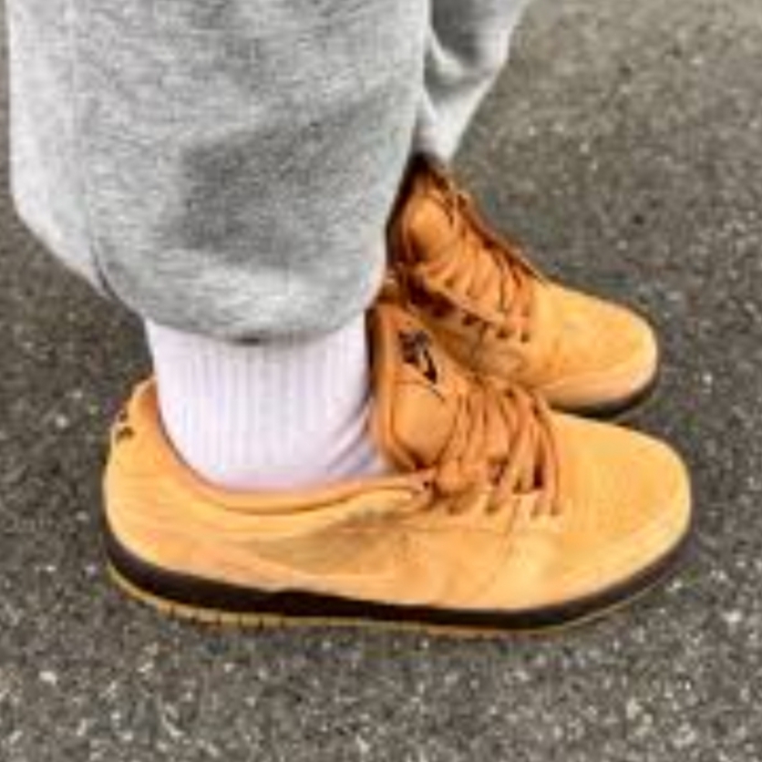 Nike SB Dunk Low Pro Wheat 2023 착용 스타일 - 3