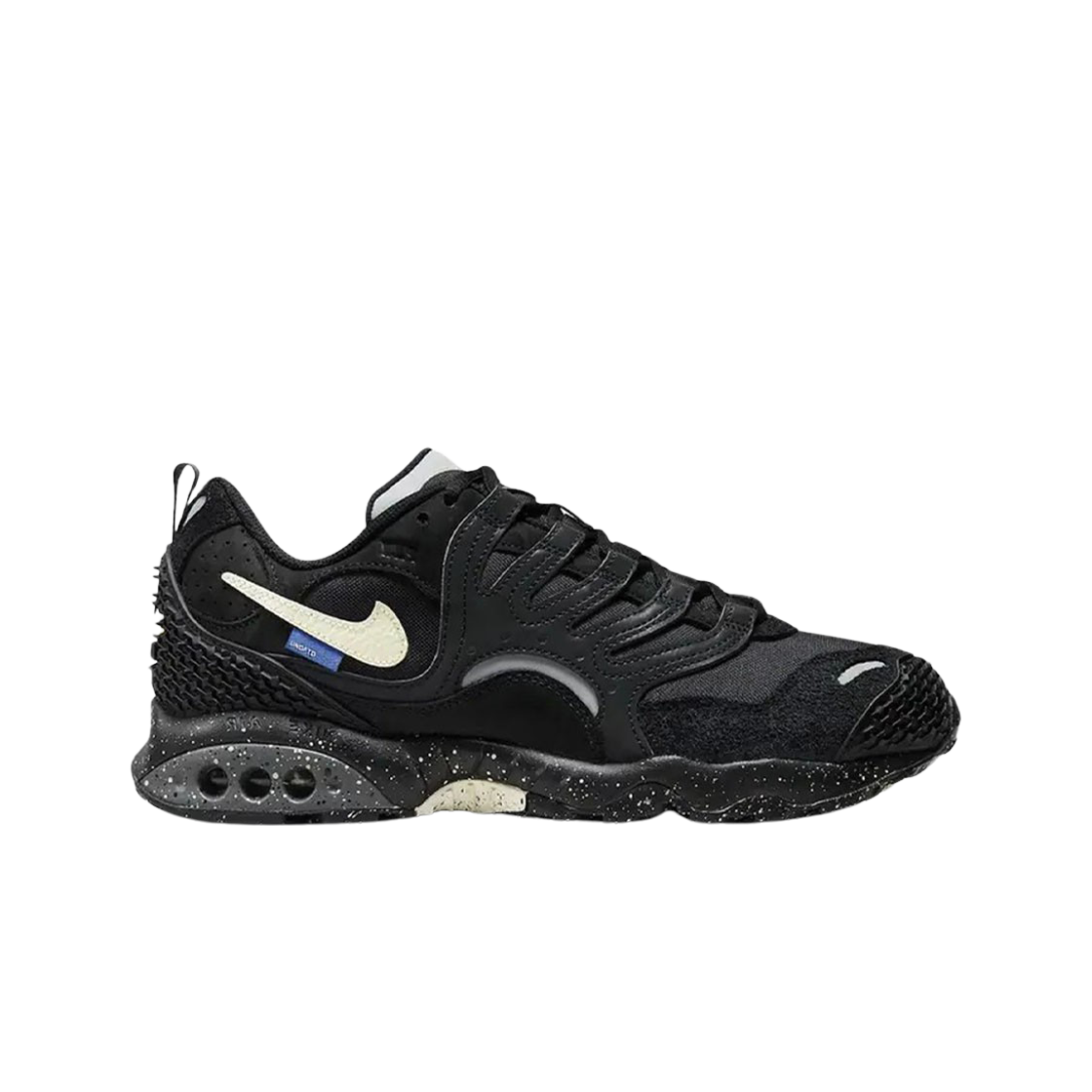 나이키 x 언디핏 에어 테라 휴마라 블랙 코코넛밀크(Nike x Undefeated Air Terra Humara Black Coconutmilk)