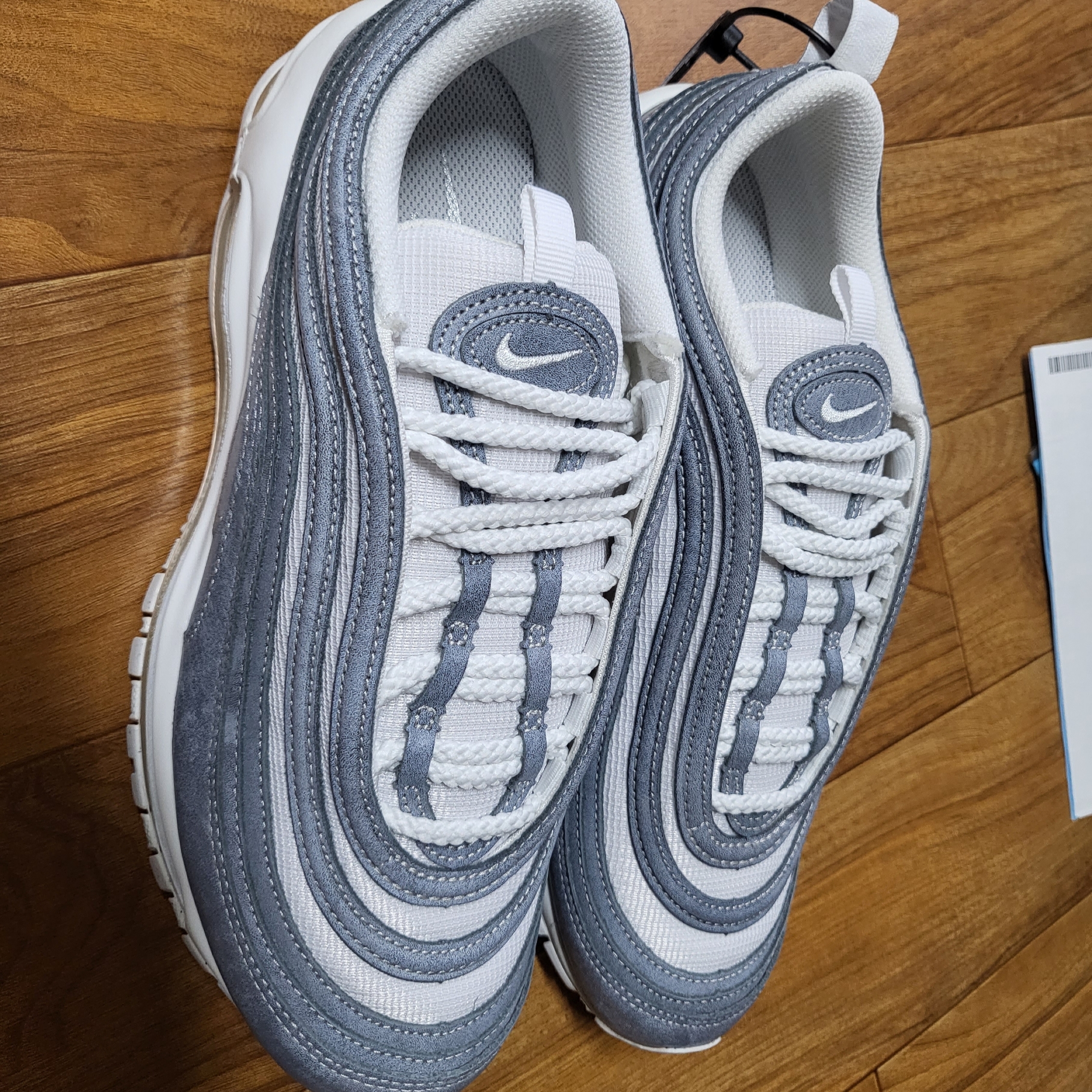 Nike x Comme des Garcons Air Max 97 Glacier Grey 착용 스타일 - 2