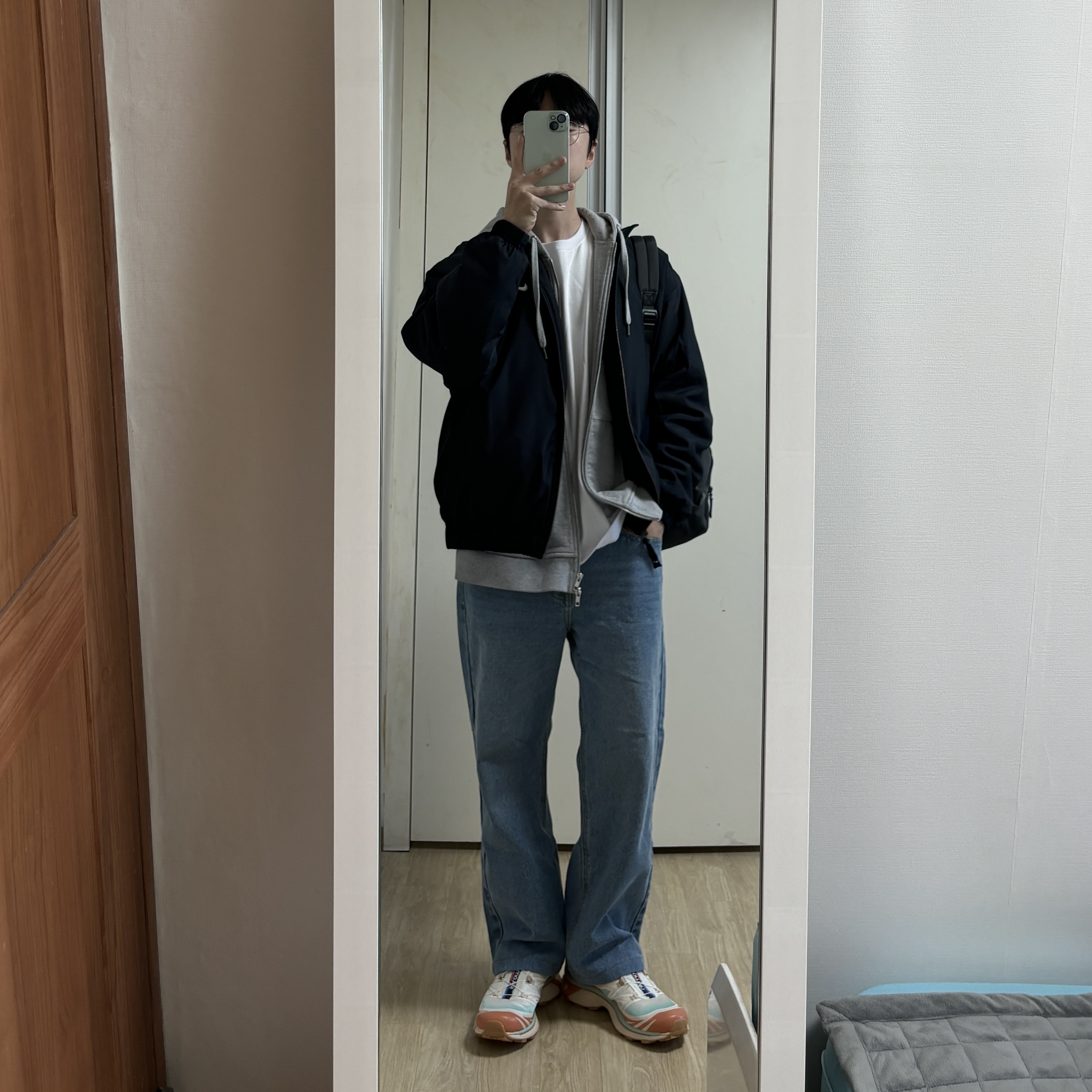 Nike NRG Solo Swoosh Satin Bomber Jacket Black - Asia, Salomon XT-6 Skyline Vanilla Ice Sun Baked 착용 스타일 - 1