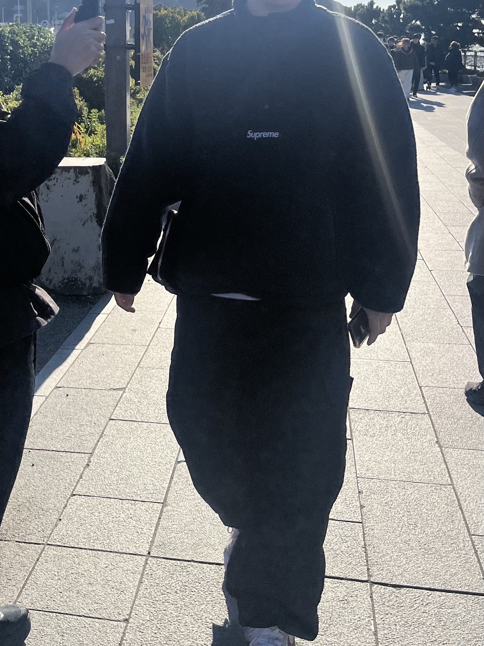 Supreme Polartec Shearling Reversible Pullover Black - 23FW 착용 스타일