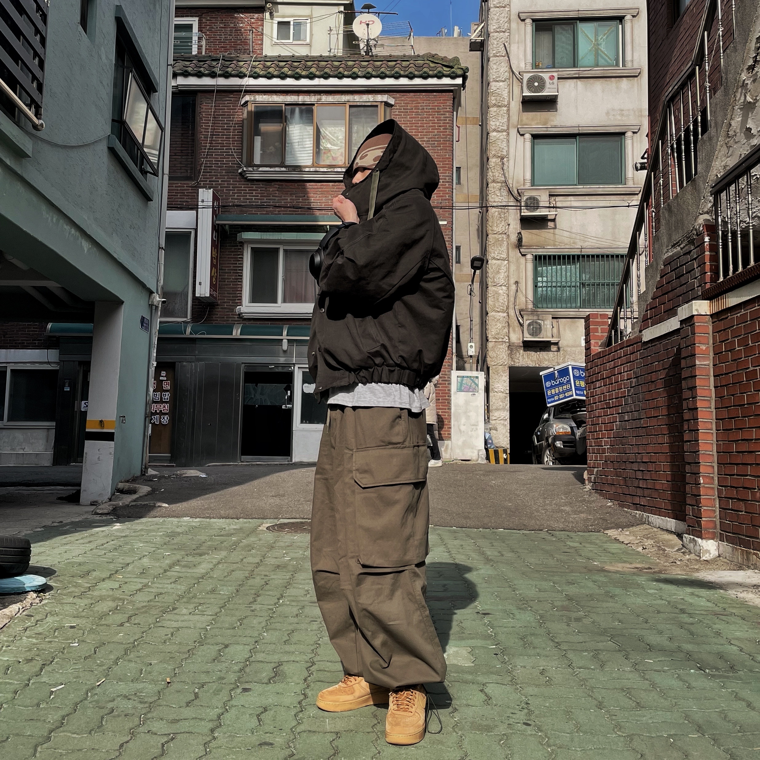 Sansan Gear Logo Beanie Brown - 22FW, Sony WH-1000XM4 Black (Korean Ver.) 착용 스타일 - 2