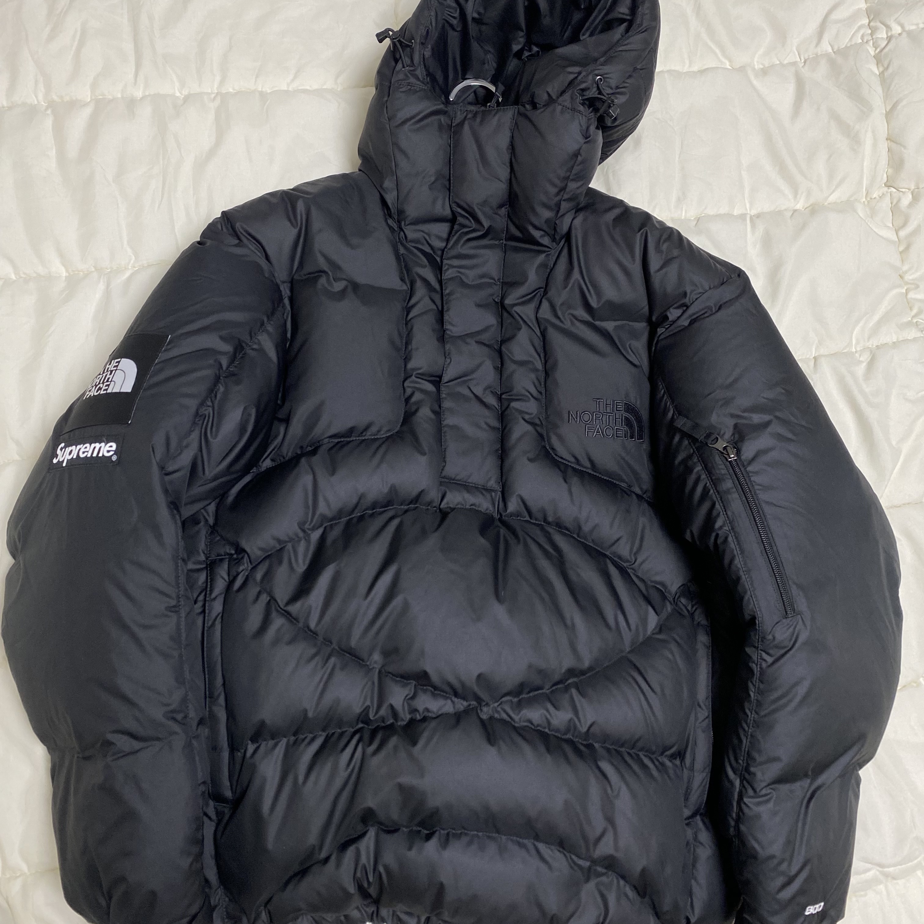 Supreme x The North Face 800-Fill Half Zip Hooded Pullover Black - 22FW 착용 스타일