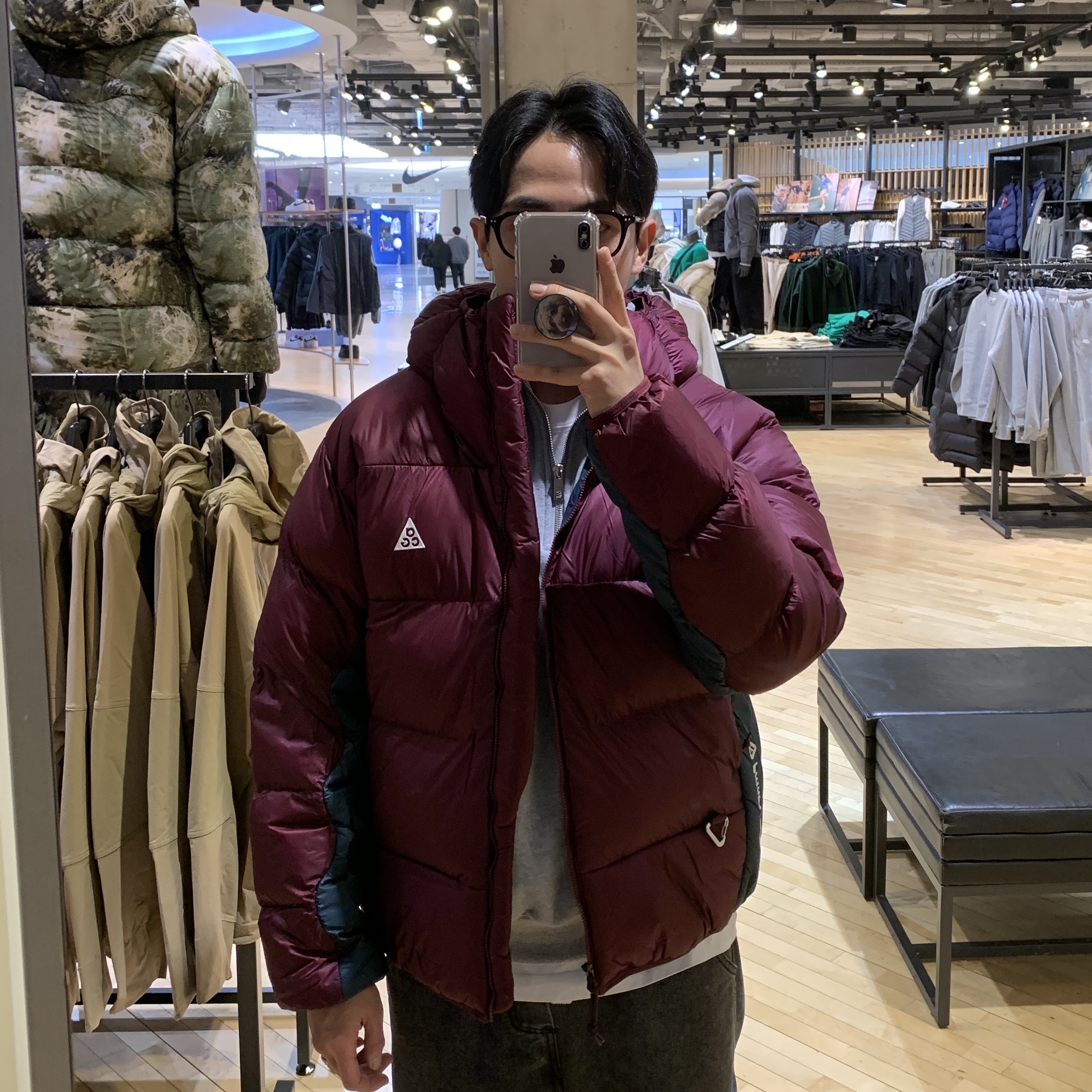Nike ACG Therma-Fit ADV Lunar Lake Puffer Jacket Black - Asia, New Balance 574 Legacy Black 착용 스타일 - 3