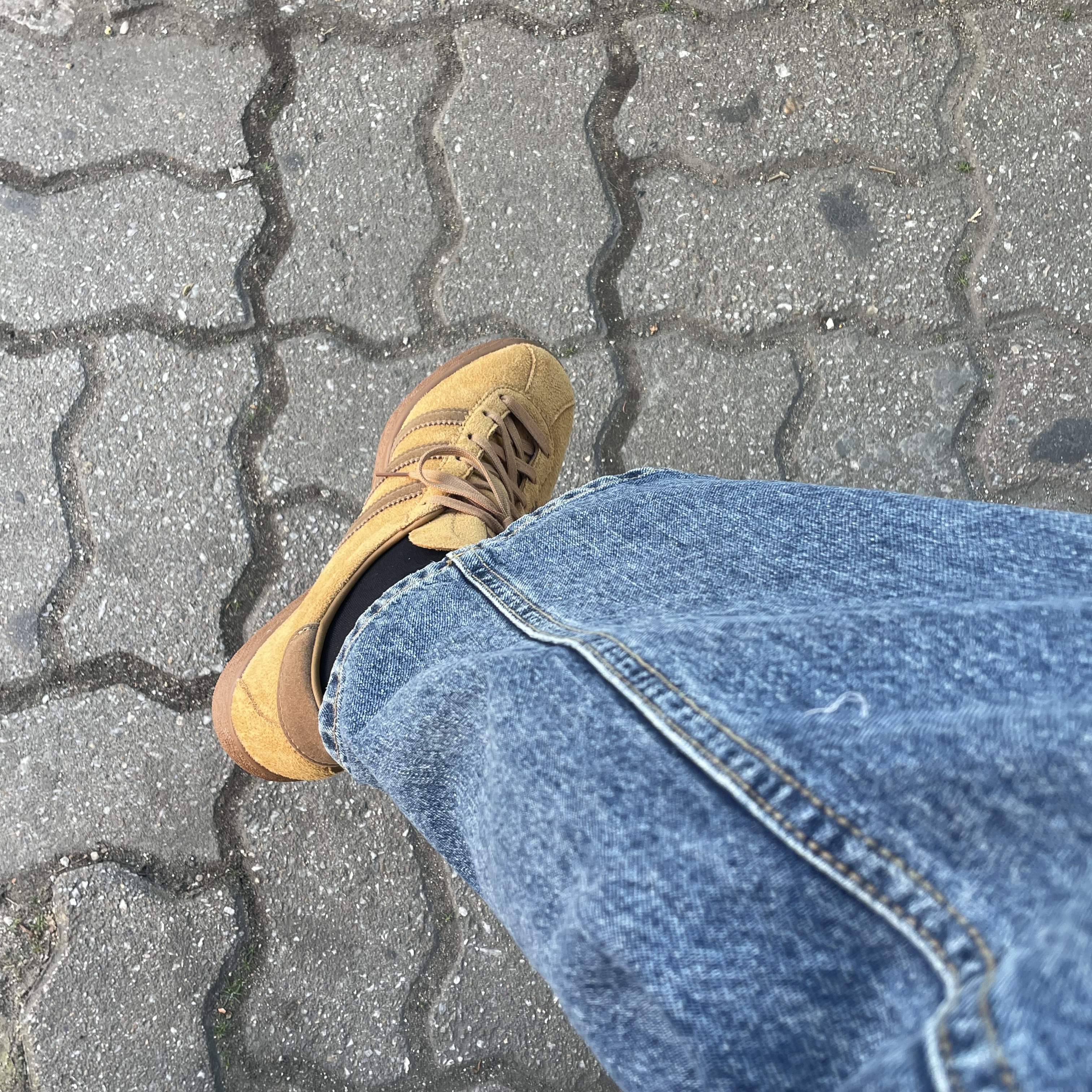 Adidas Tobacco Gruen Mesa Brown Desert 착용 스타일 - 1