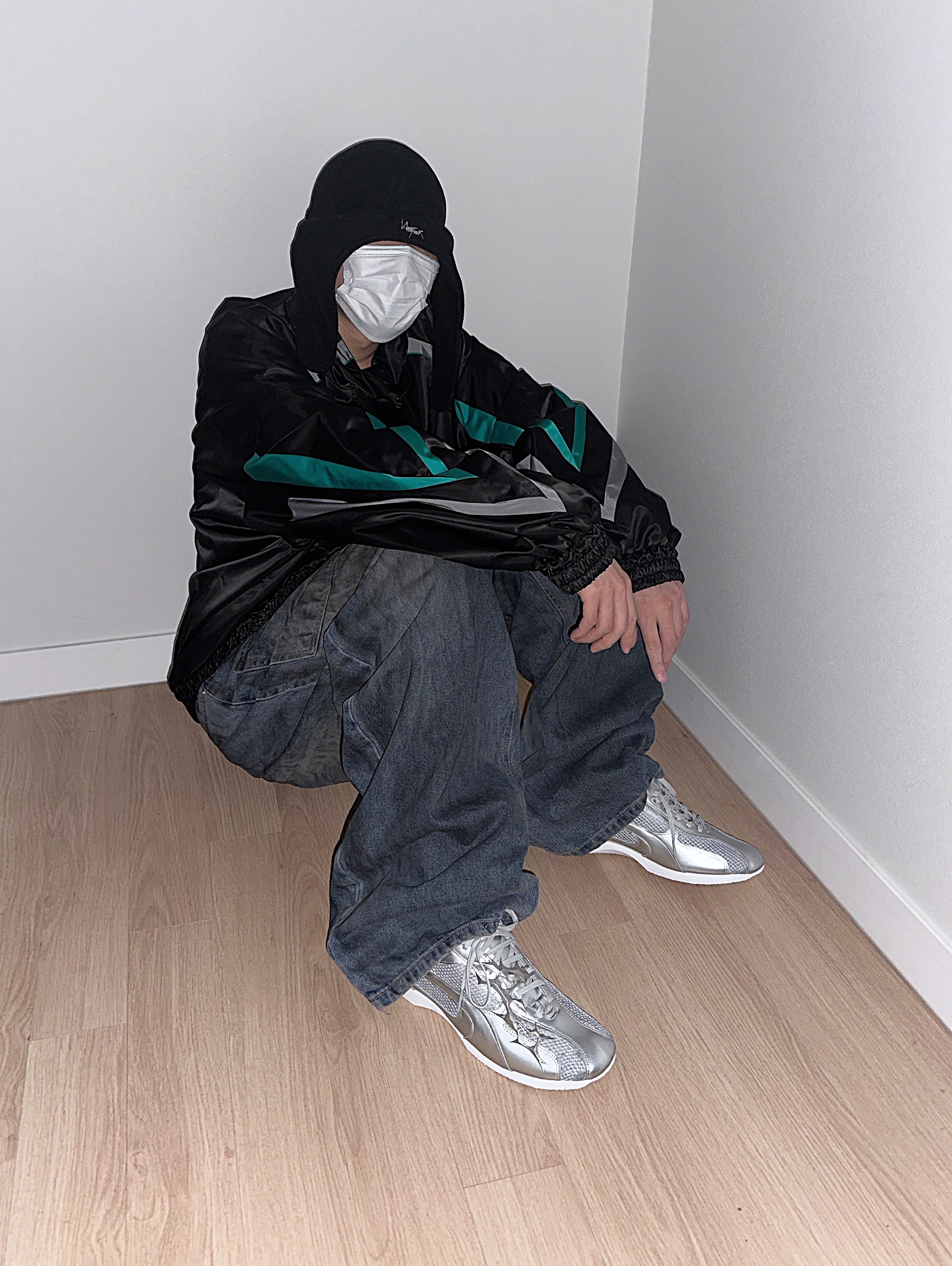 Test Artifact TASH Dubre 001 Steel, Project G/R Backward Denim Pants Blue 착용 스타일 - 4
