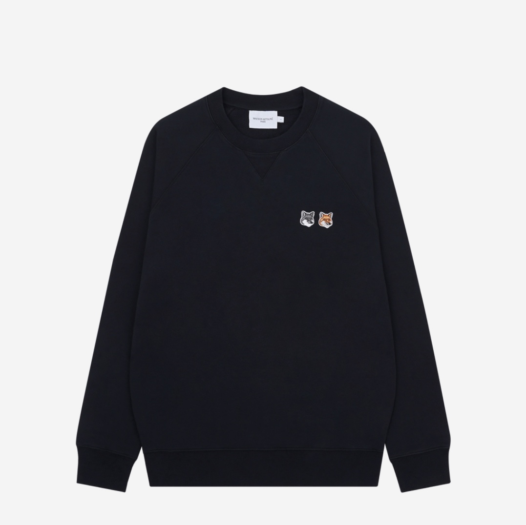 Maison Kitsune Double Fox Head Patch Classic Sweatshirt Anthracite 착용 스타일 - 1