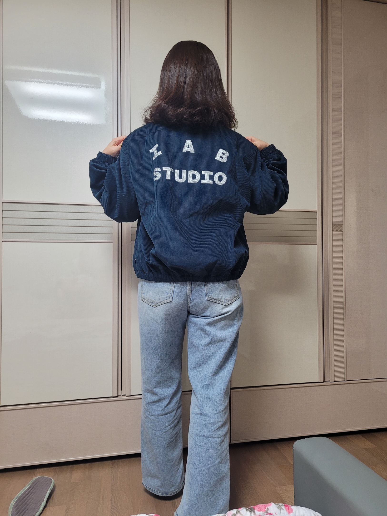IAB Studio Corduroy Jacket Midnight Blue 착용 스타일 - 2
