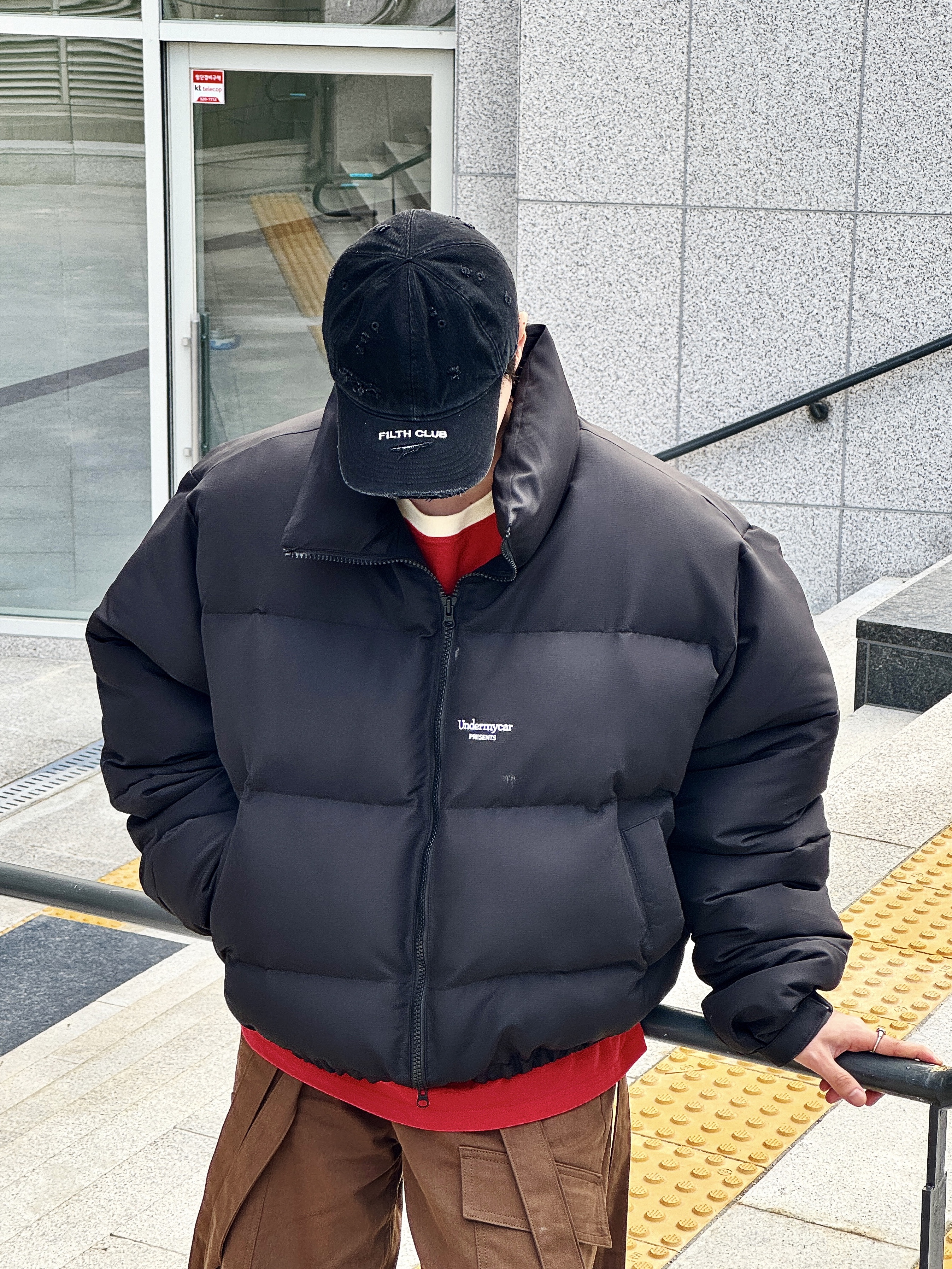 Undermycar Mu.15 Anti Fxxking Logo Play Triple Logo Crop Padding Jacket Black, Project G/R Distressed Filth Club Cap Washed Black 착용 스타일 - 3