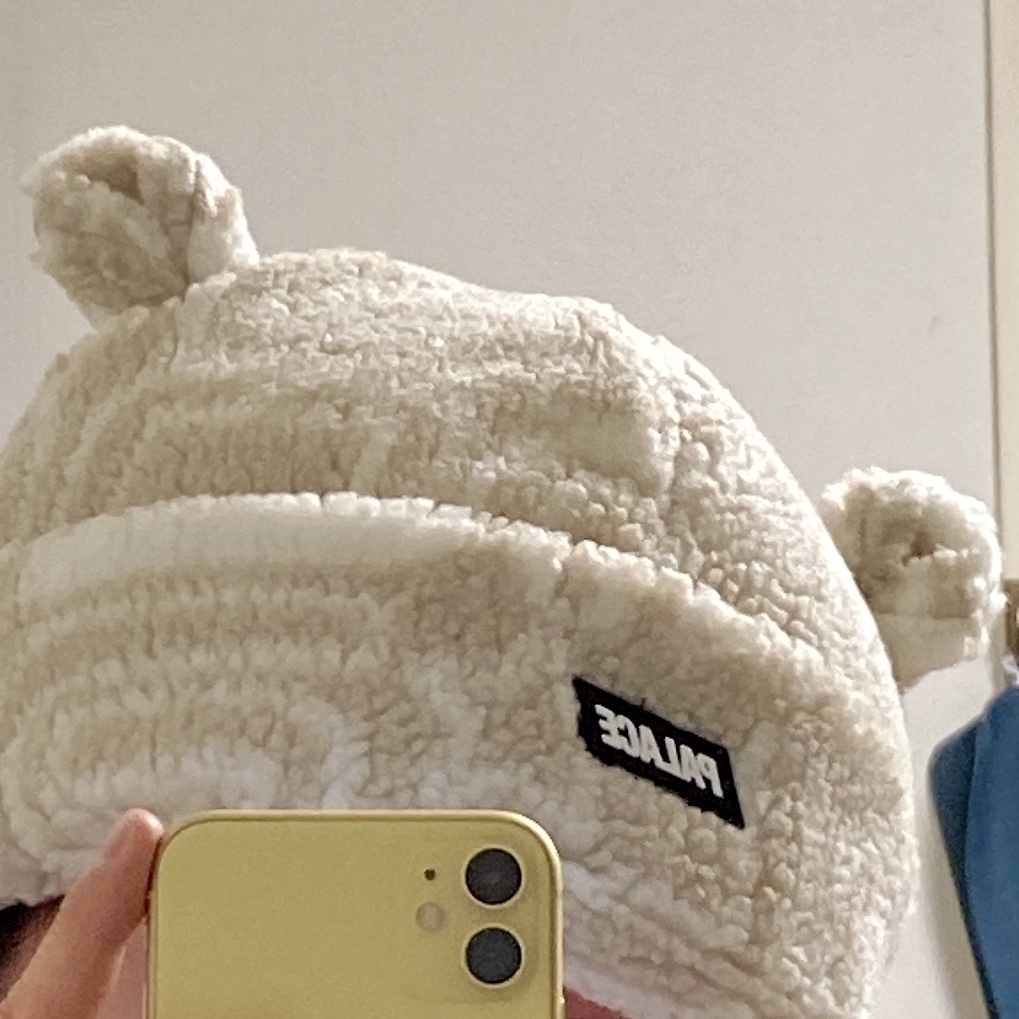 Palace Joyrex Fleece Ears Beanie Stone - 23FW 착용 스타일