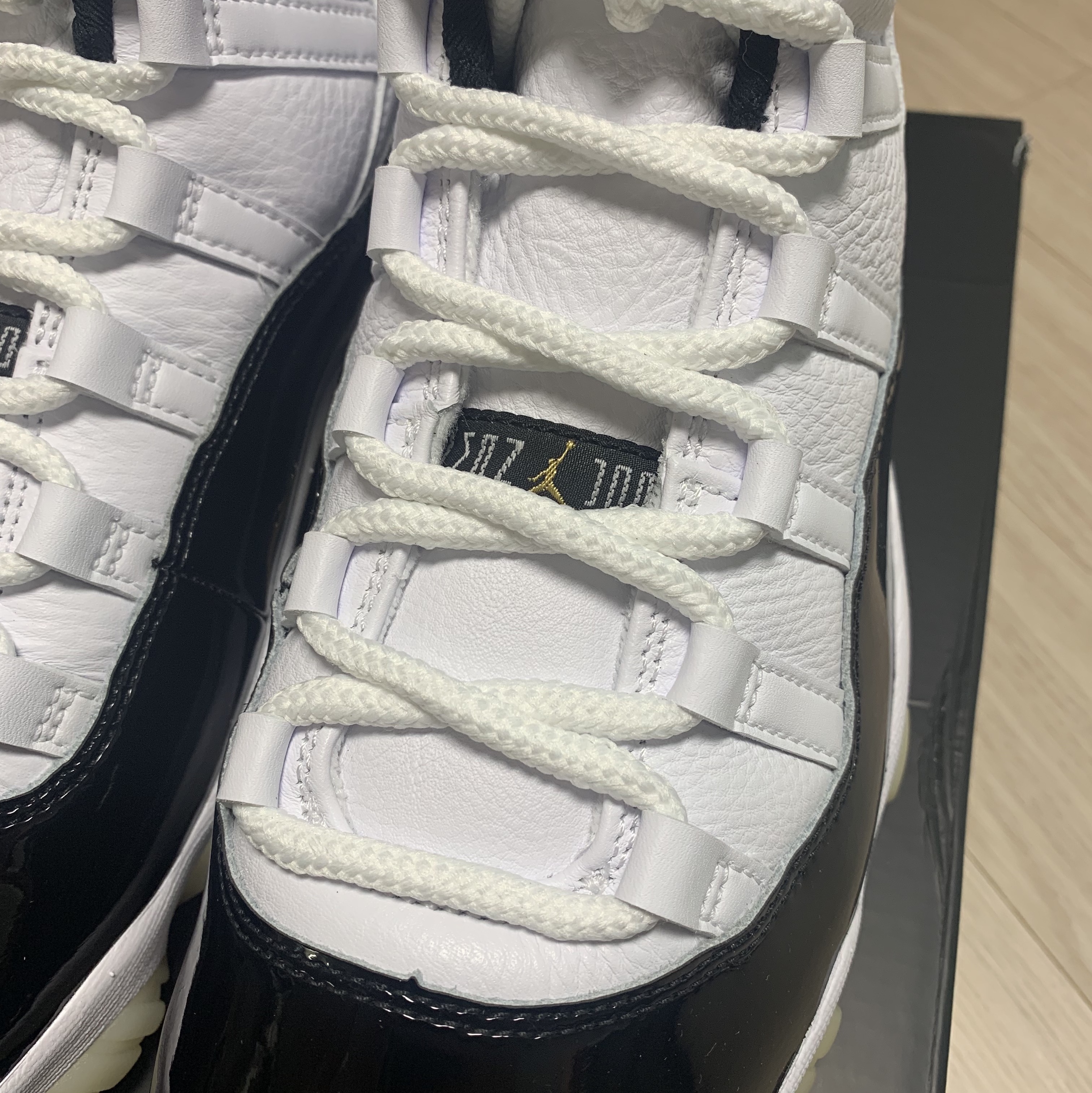 Jordan 11 Retro Gratitude 착용 스타일 - 2