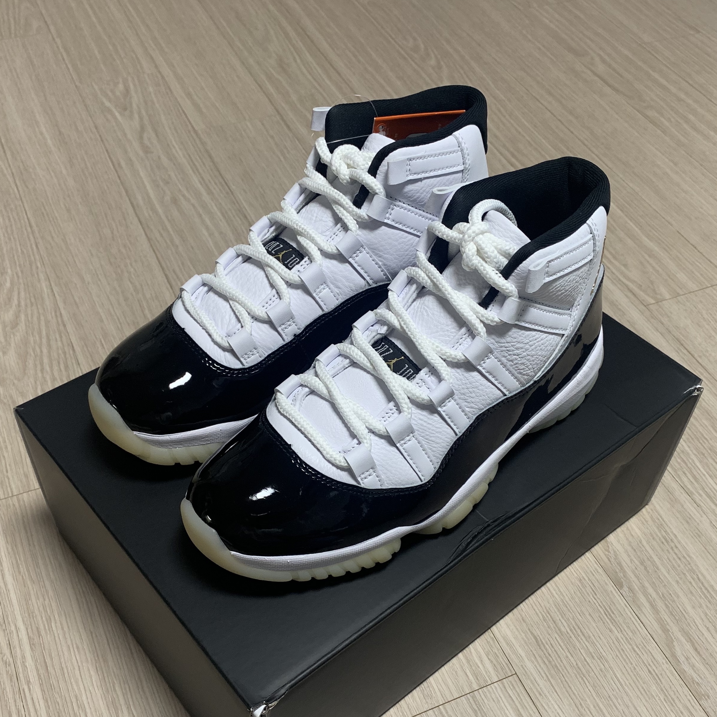 Jordan 11 Retro Gratitude 착용 스타일 - 1