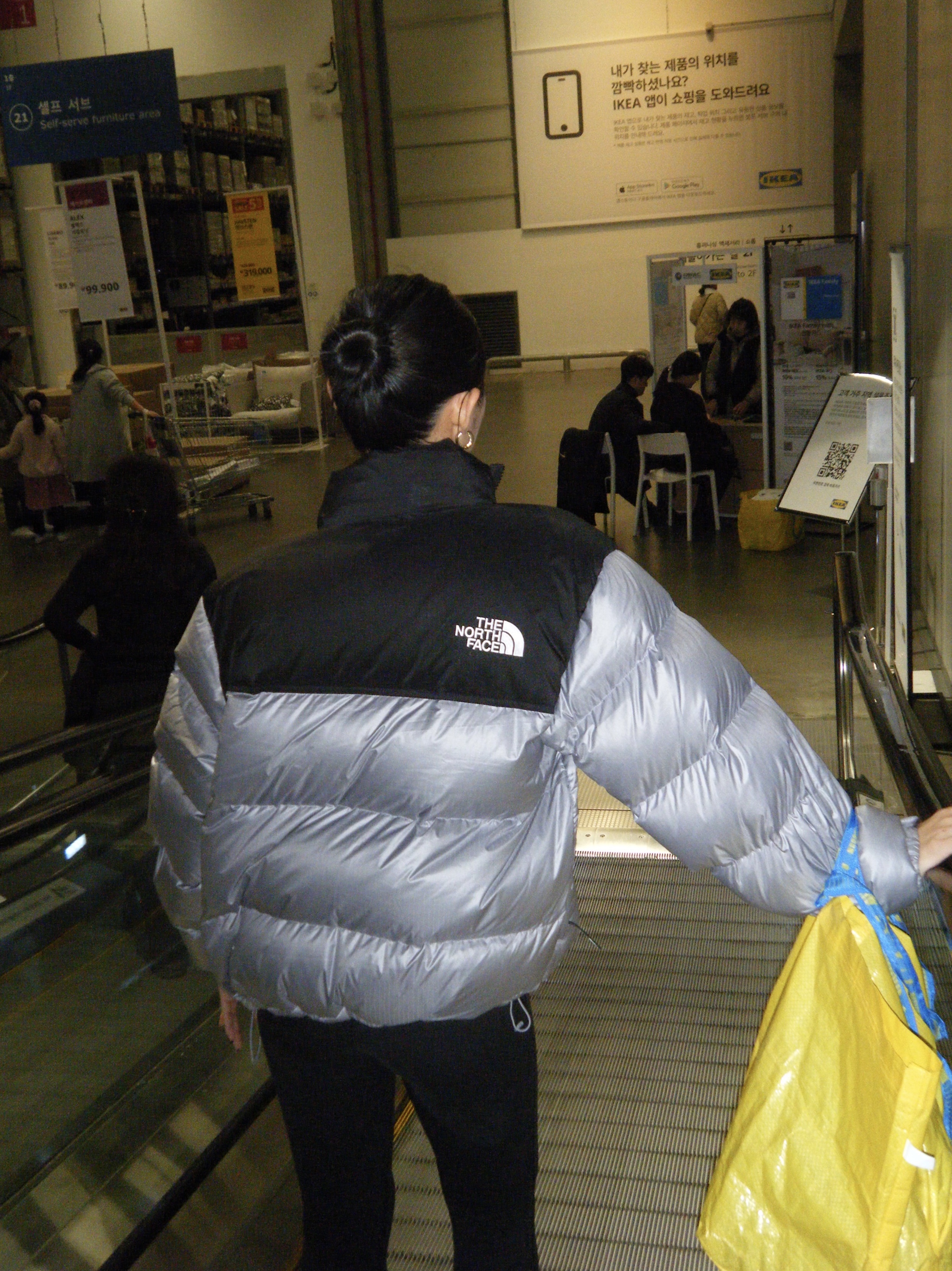Asics Gel-Kayano 14 Cream Black, The North Face White Label Novelty Nuptse Down Jacket Heather Gray 착용 스타일 - 3