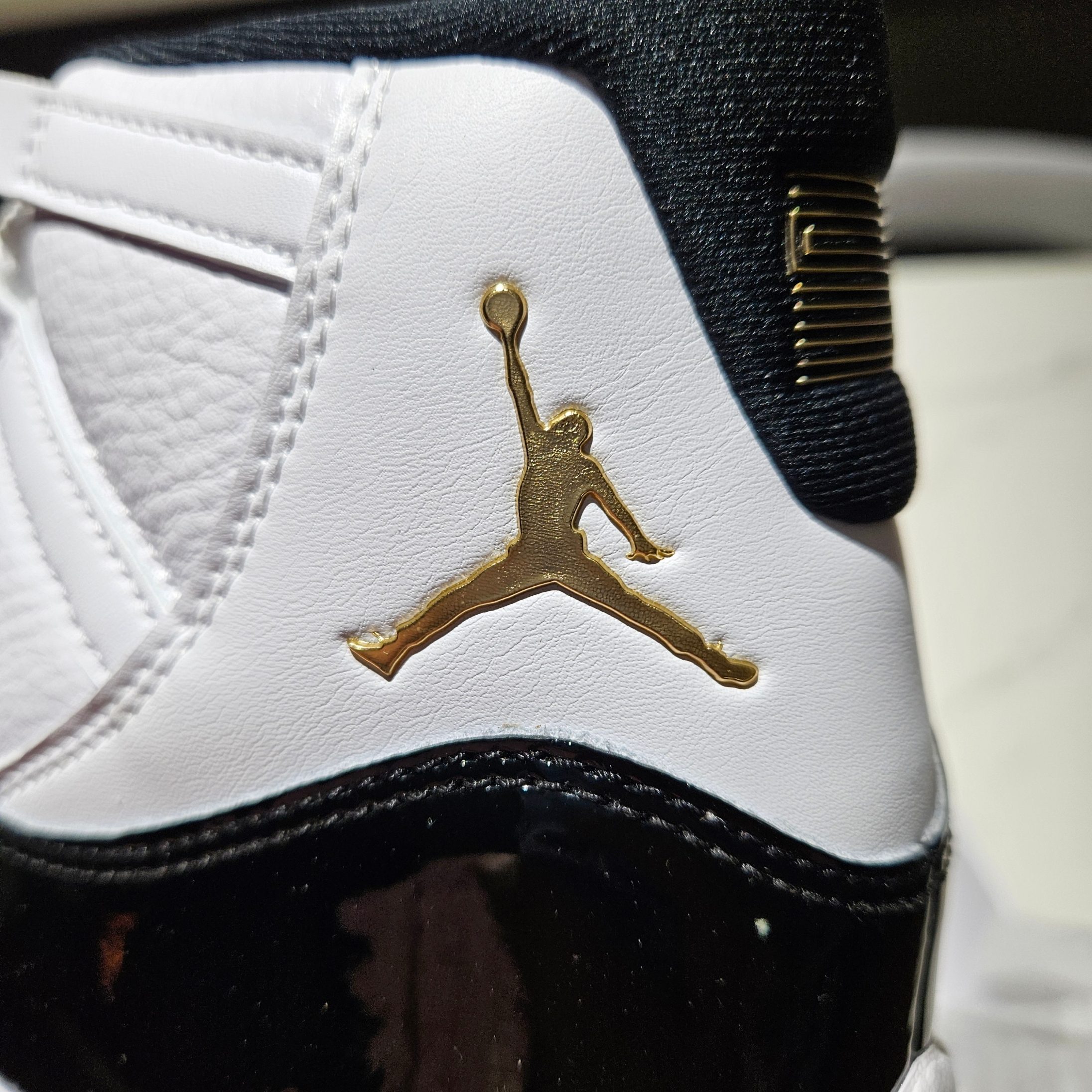 Jordan 11 Retro Gratitude 착용 스타일 - 2