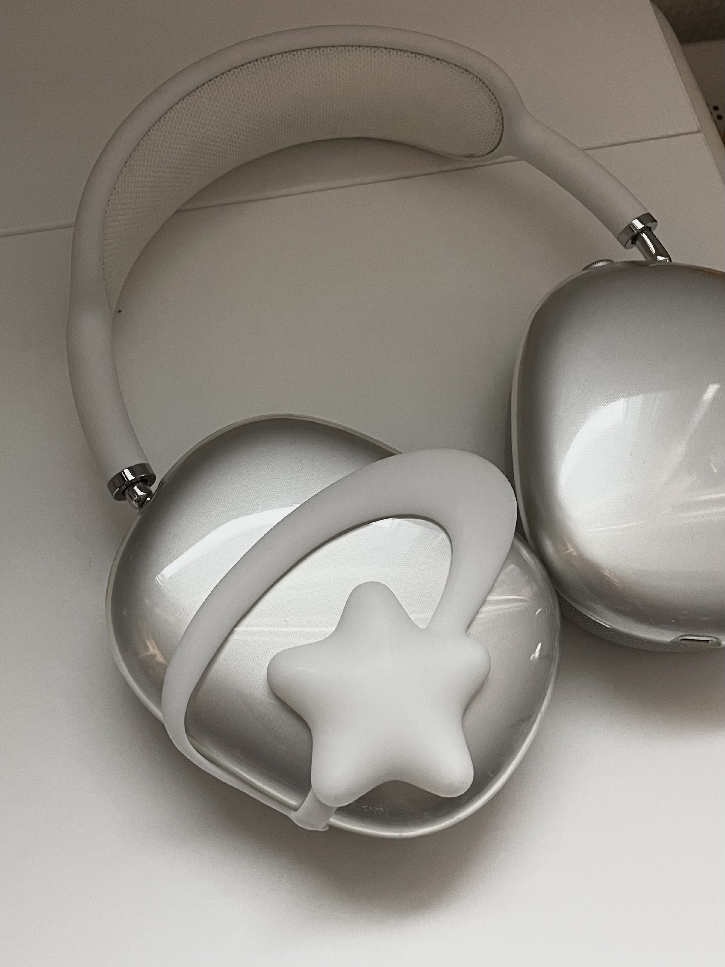 Test Artifact Era Max 003 White, Apple AirPods Max Lightning Silver (Korean Ver.) 착용 스타일 - 6