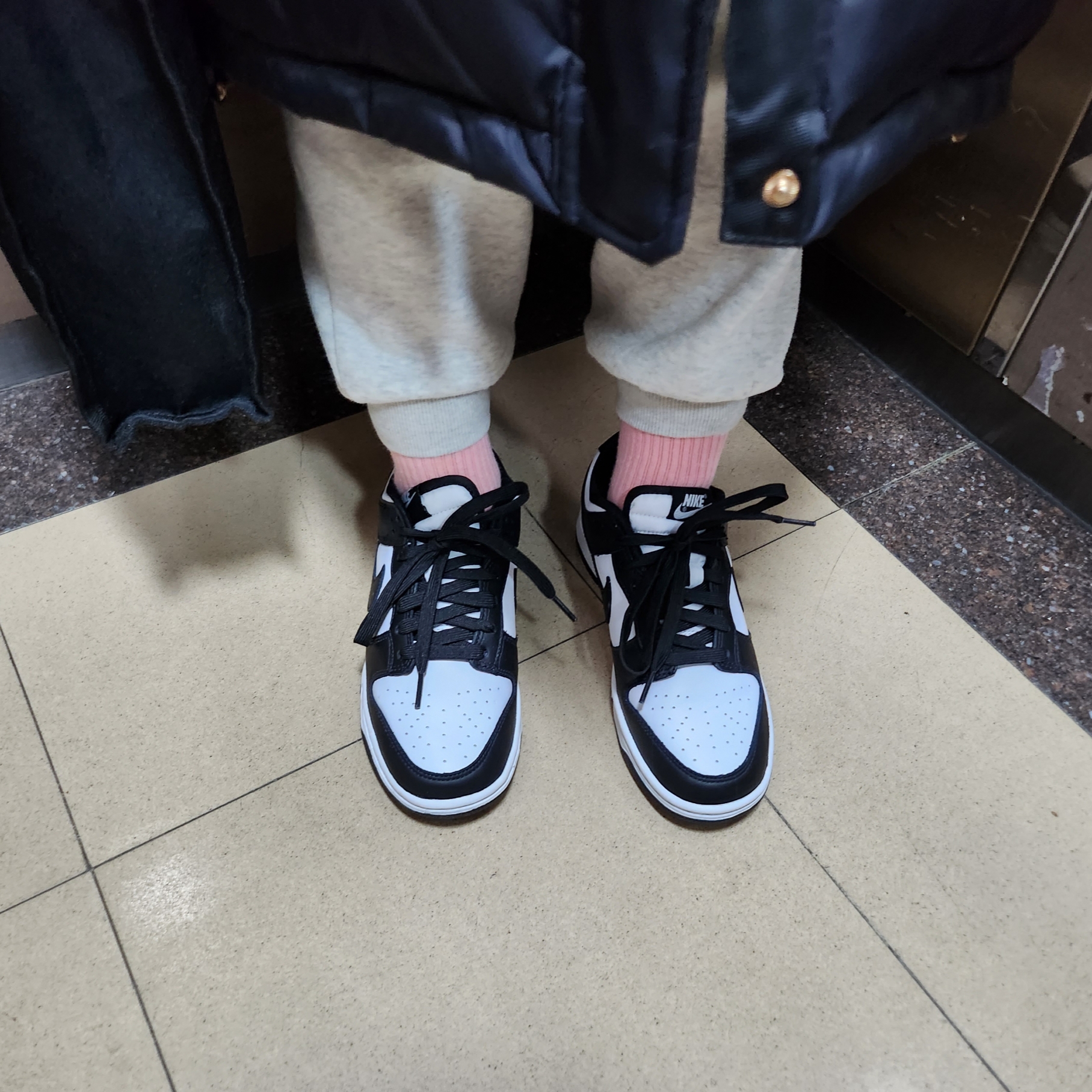 Nike Dunk Low Retro Black 착용 스타일